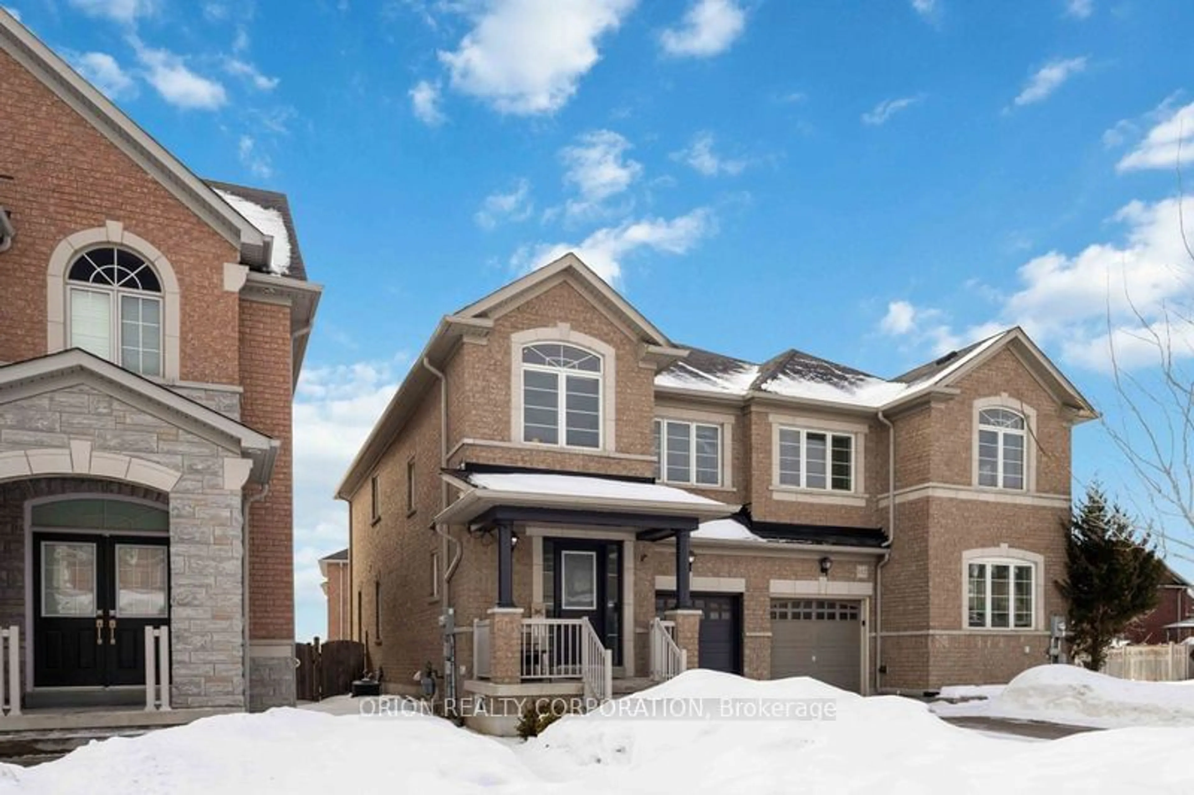 Home with brick exterior material, street for 114 Duffin Dr, Whitchurch-Stouffville Ontario L4A 0X3