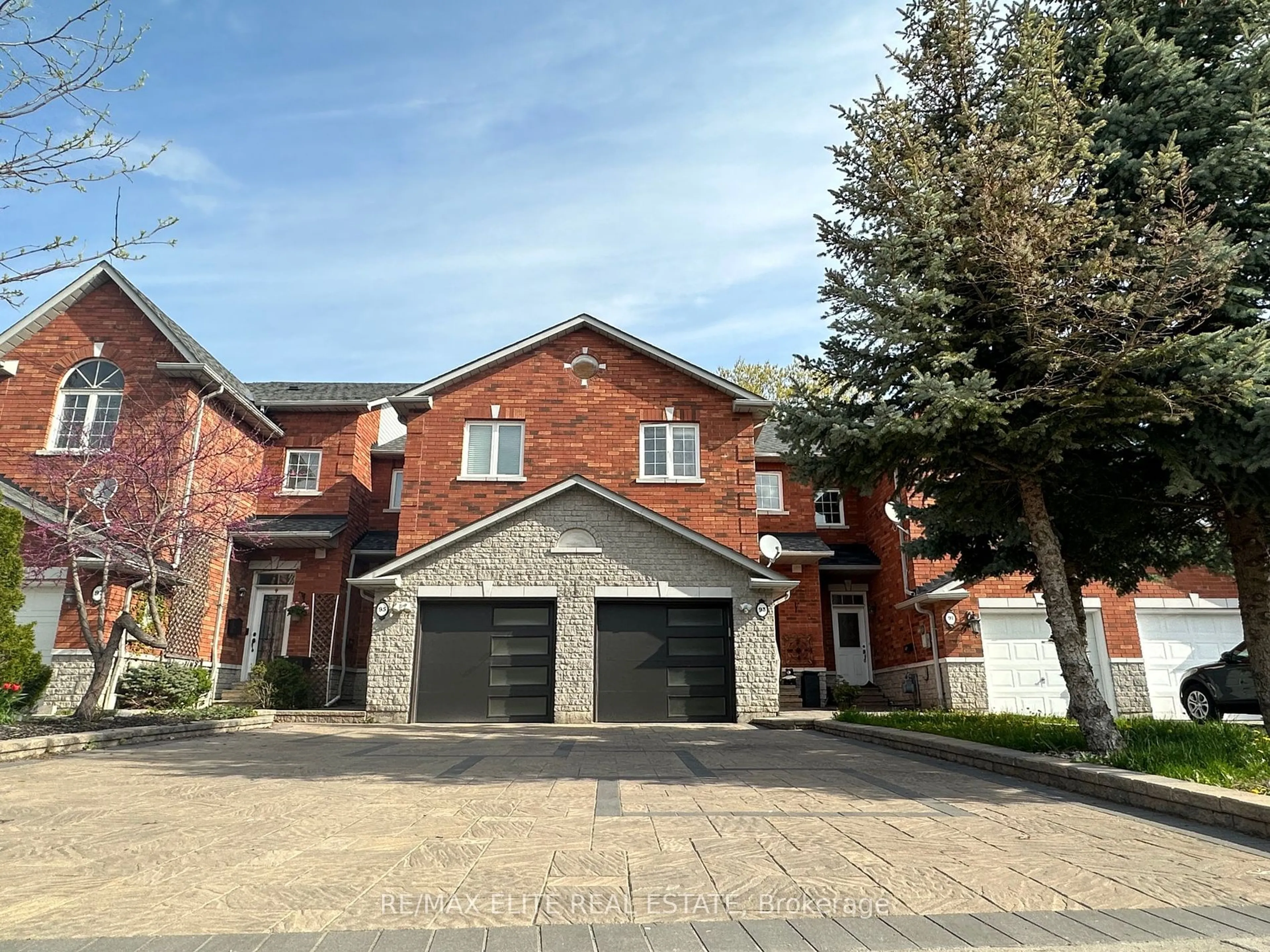 Home with brick exterior material, street for 93 Benson Ave, Richmond Hill Ontario L4C 4E5