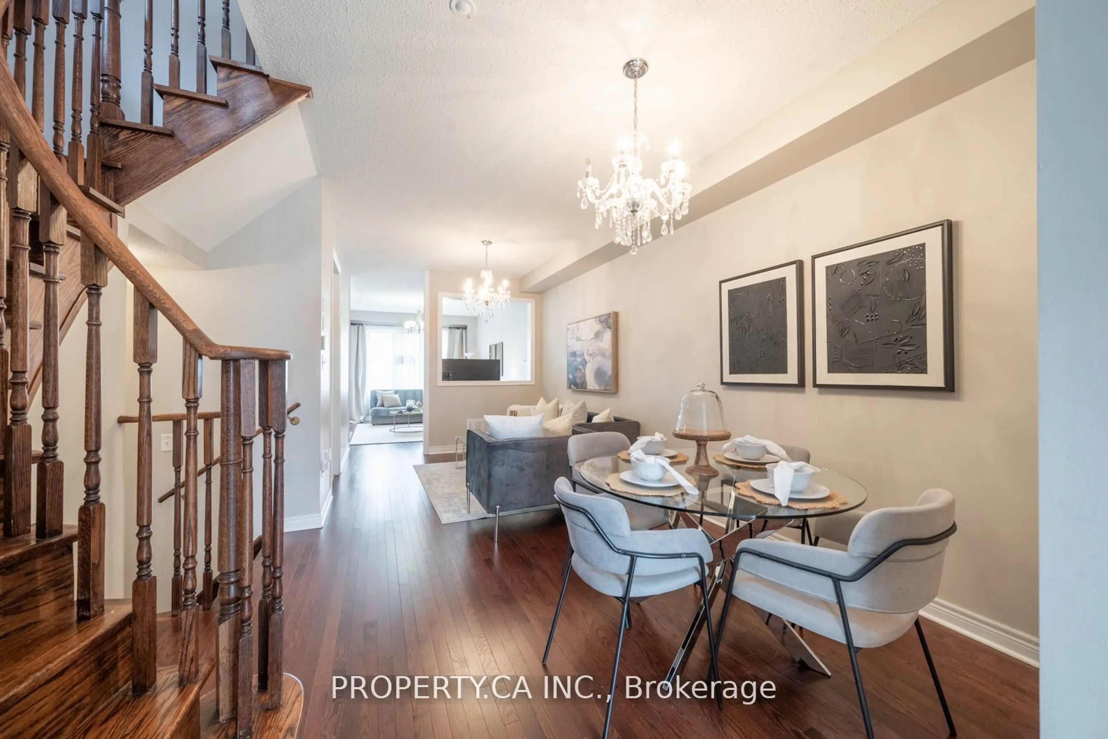 Dining room, unknown for 90 Collin Crt, Richmond Hill Ontario L4E 0X8