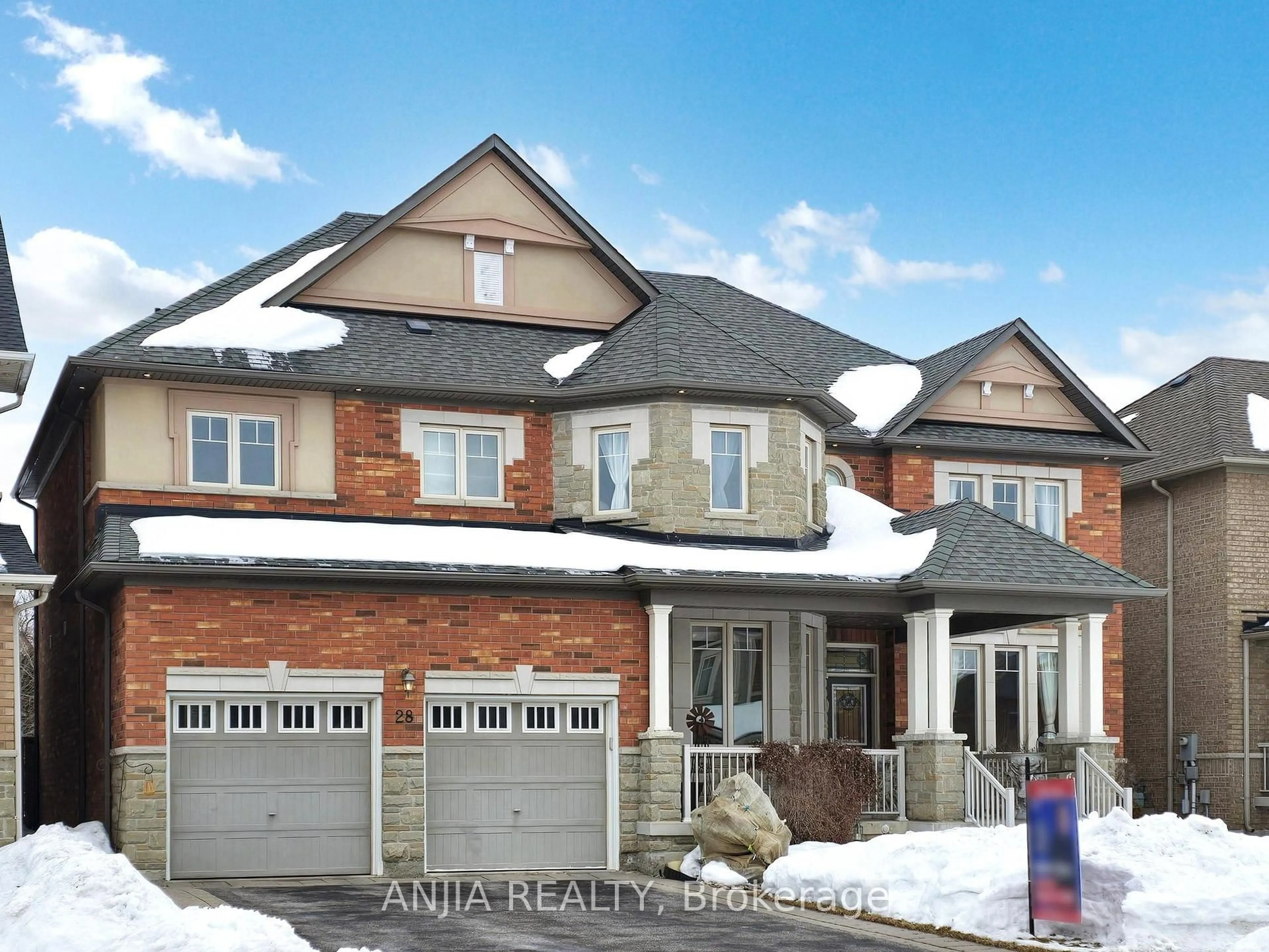 Home with brick exterior material, street for 28 Lake Forest Dr, Richmond Hill Ontario L4E 0B2