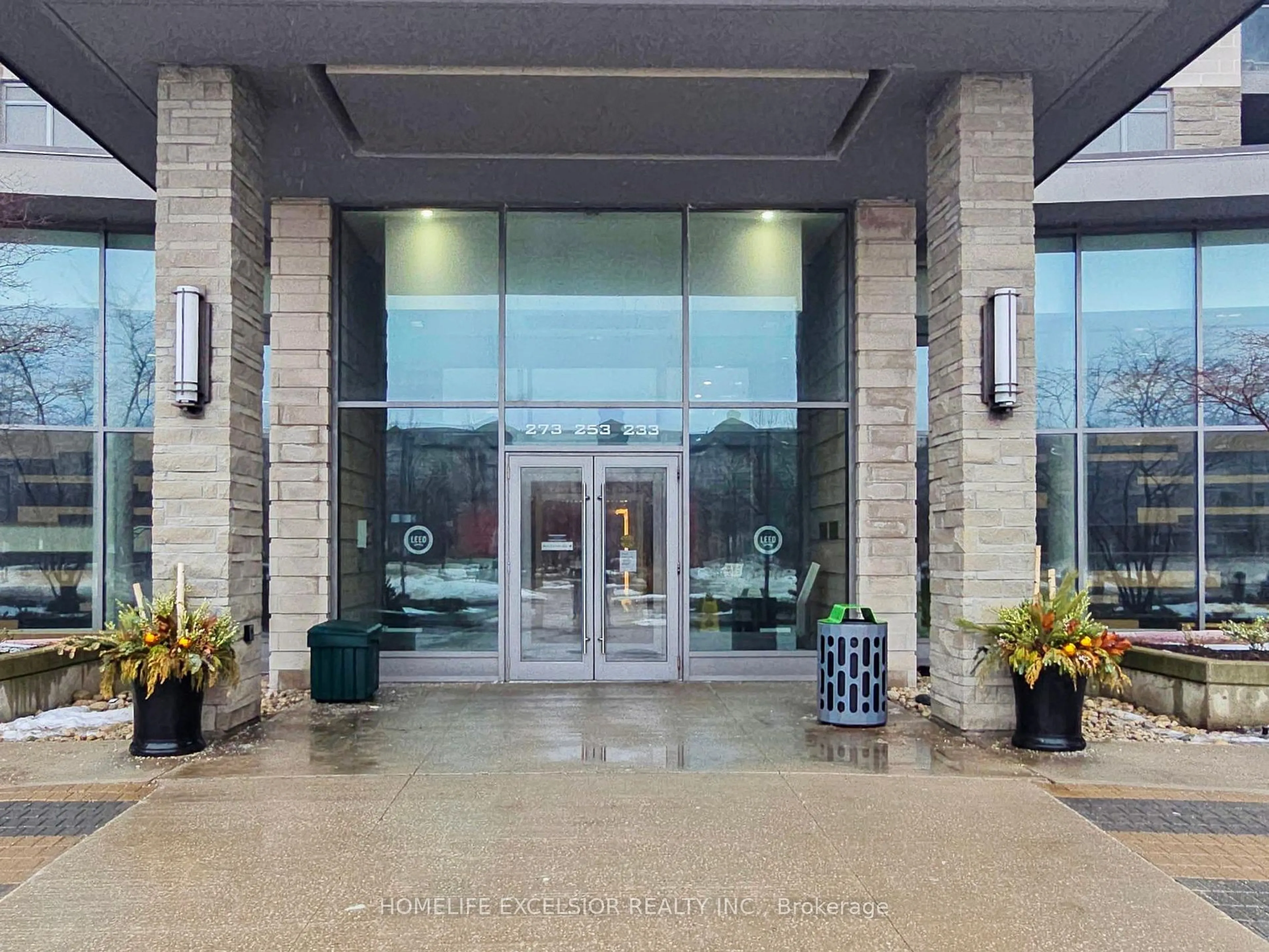 Lobby for 273 South Park Rd #1018, Markham Ontario L3T 0B5