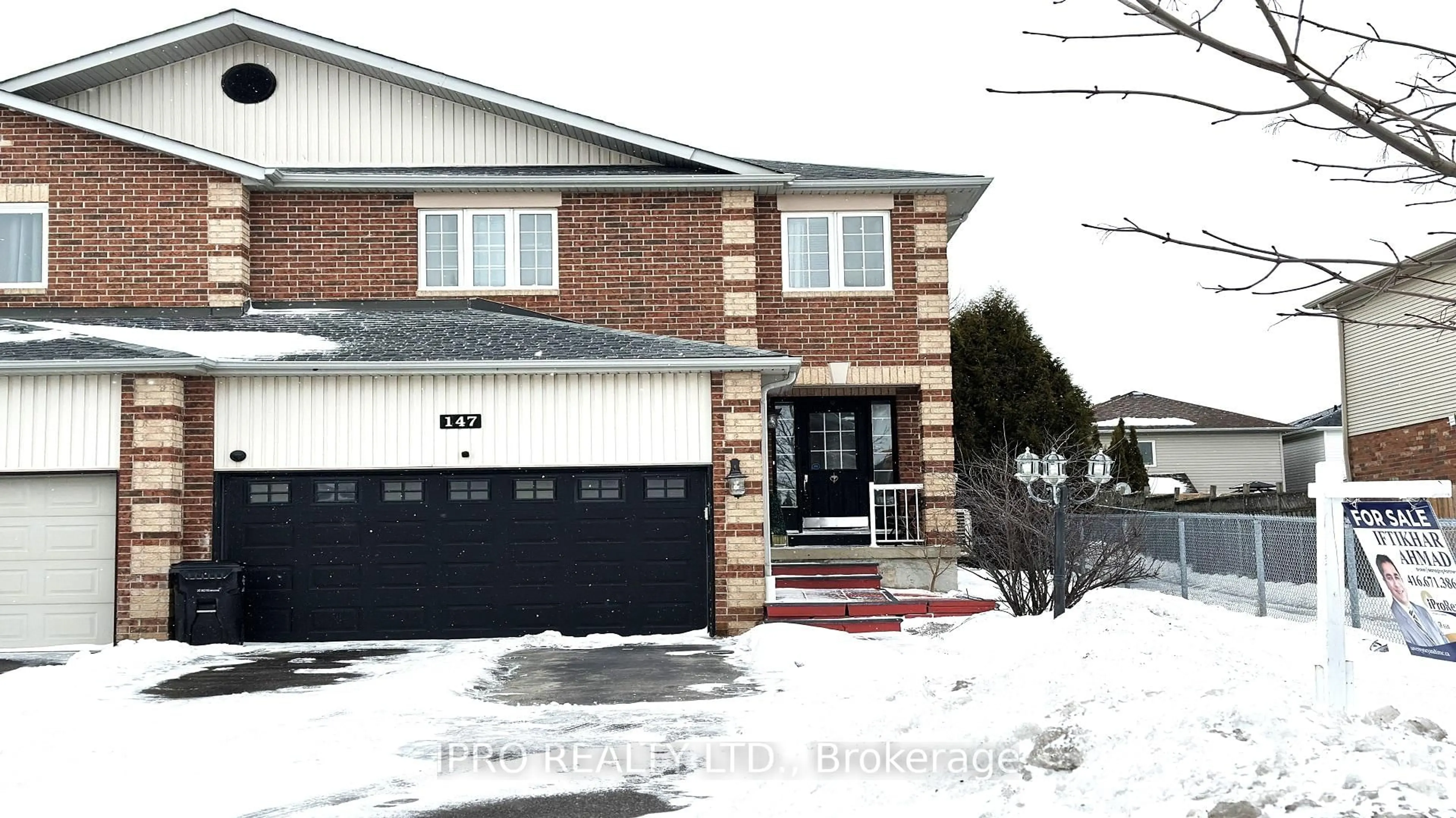 Home with brick exterior material, street for 147 Professor Day Dr, Bradford West Gwillimbury Ontario L3Z 3B9