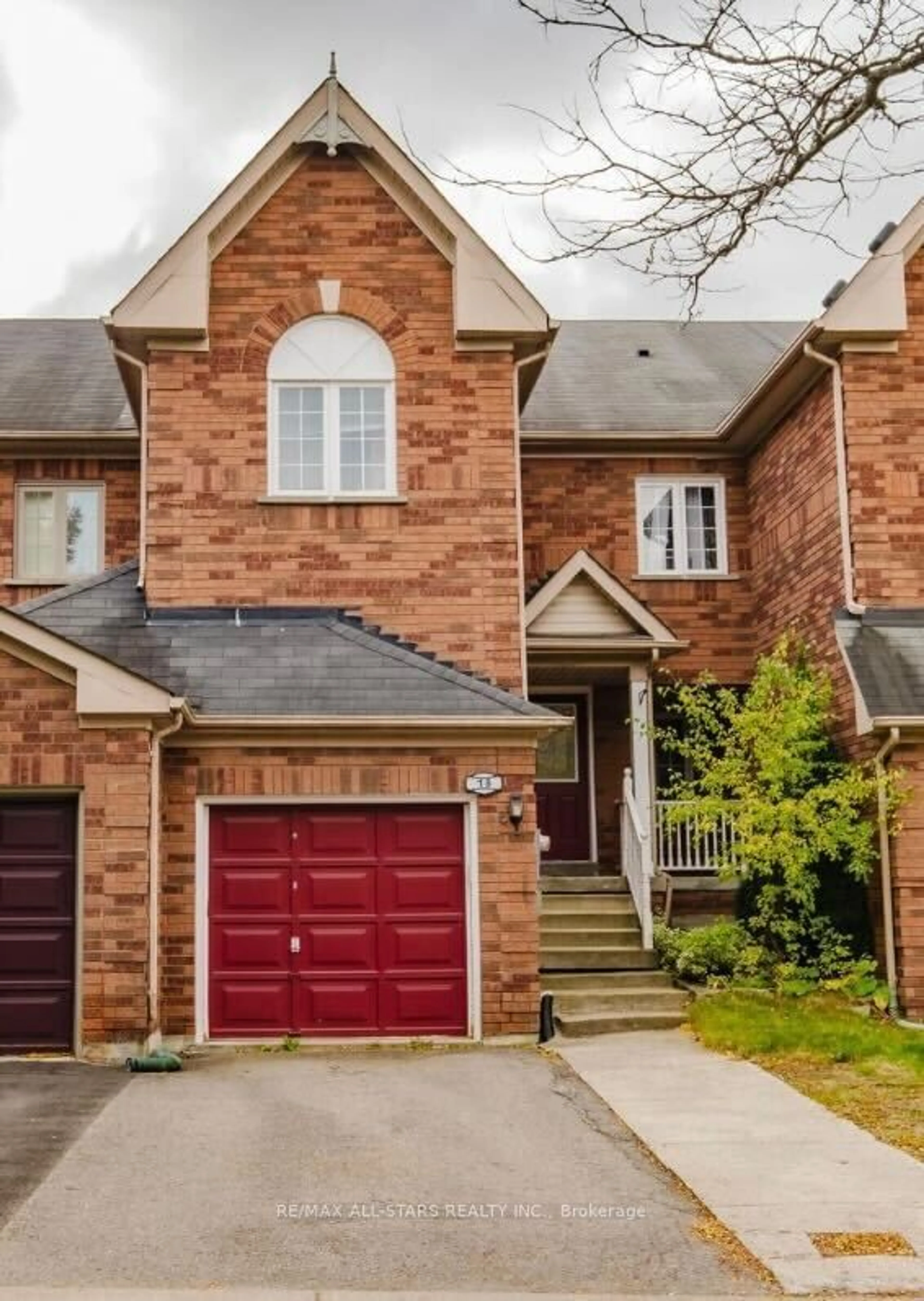 Home with brick exterior material, street for 18 October Lane, Aurora Ontario L4G 6Y1