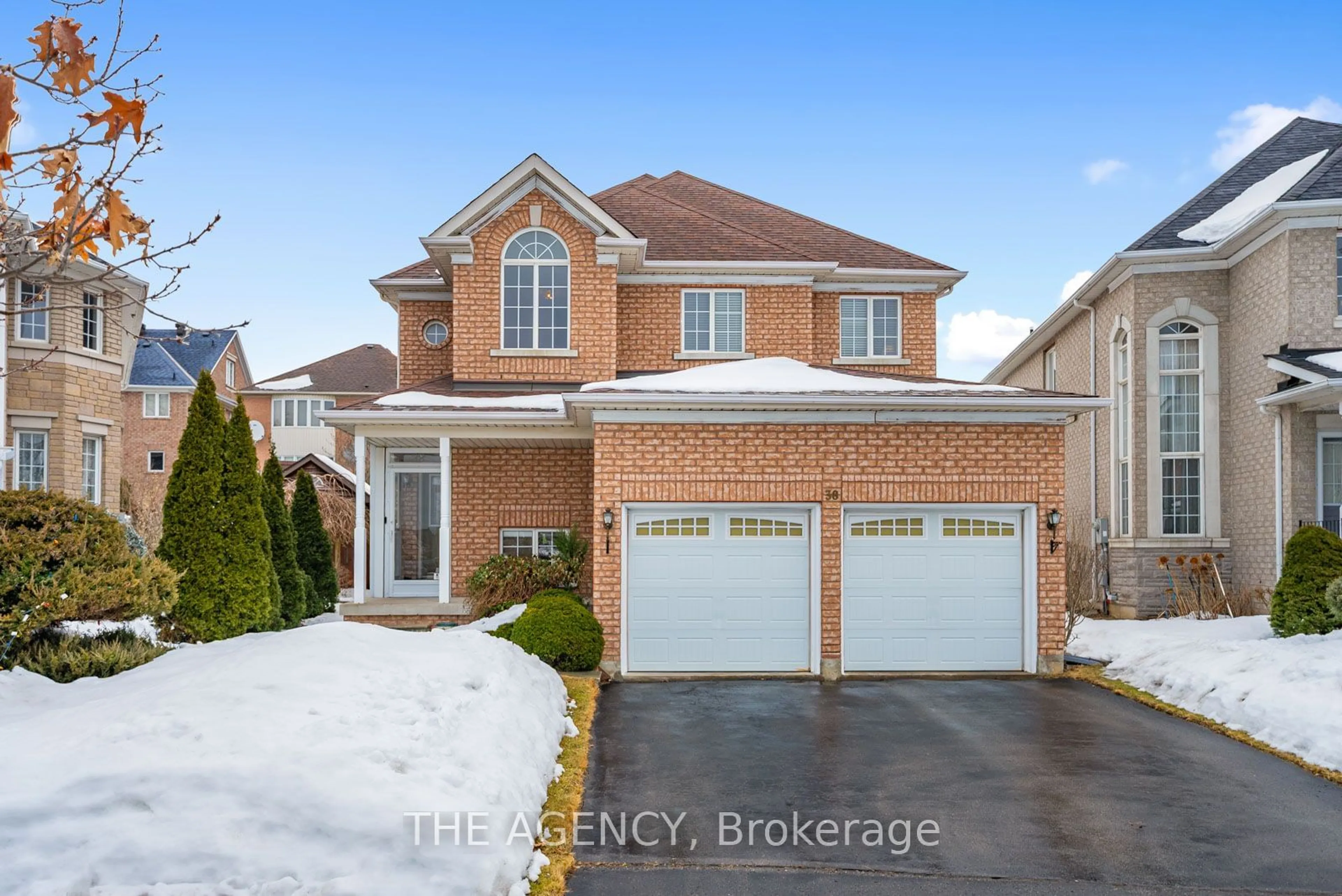 Home with brick exterior material, street for 38 Lanebrooke Cres, Richmond Hill Ontario L4S 1X3