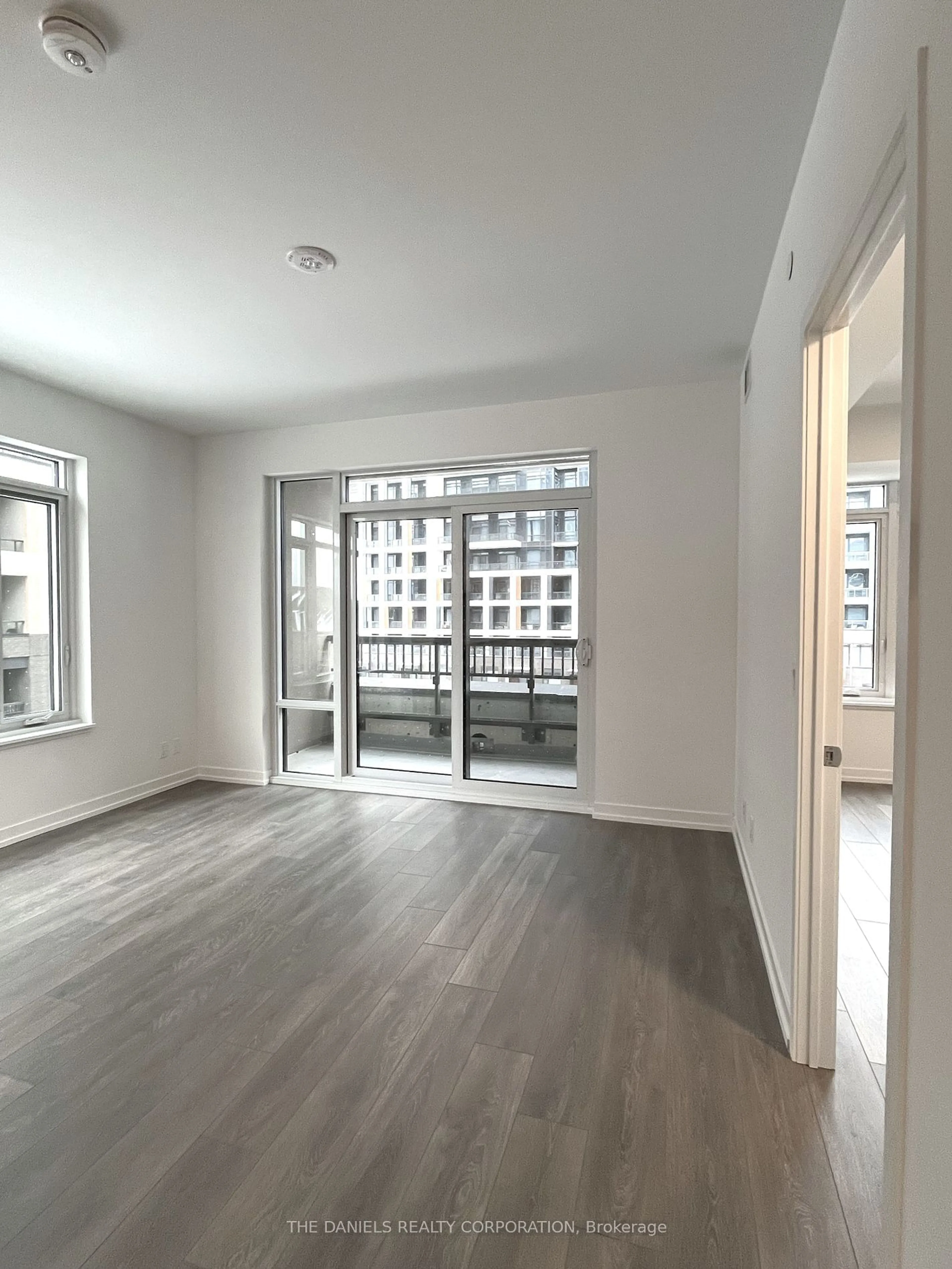A pic of a room for 8 Beverley Glen Blvd #333, Vaughan Ontario L4J 0L5