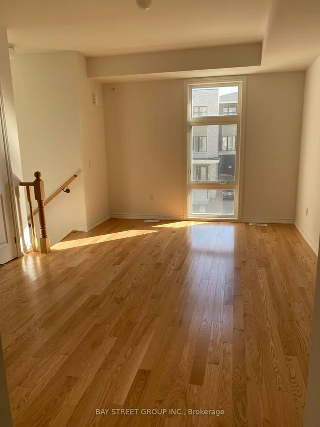 82 Puisaya Dr, Richmond Hill 2