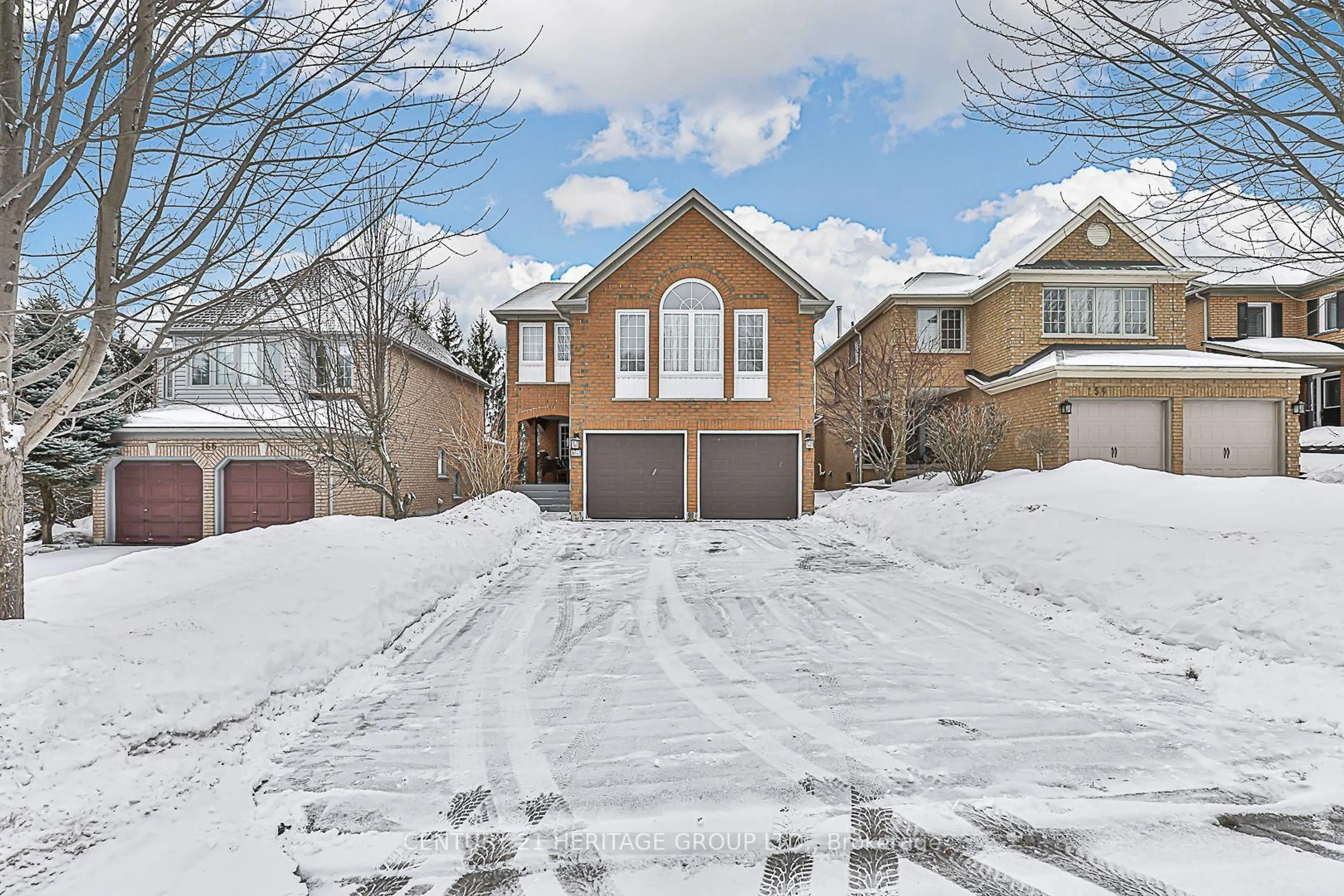 Unknown for 162 Widdifield Ave, Newmarket Ontario L3X 1Z2