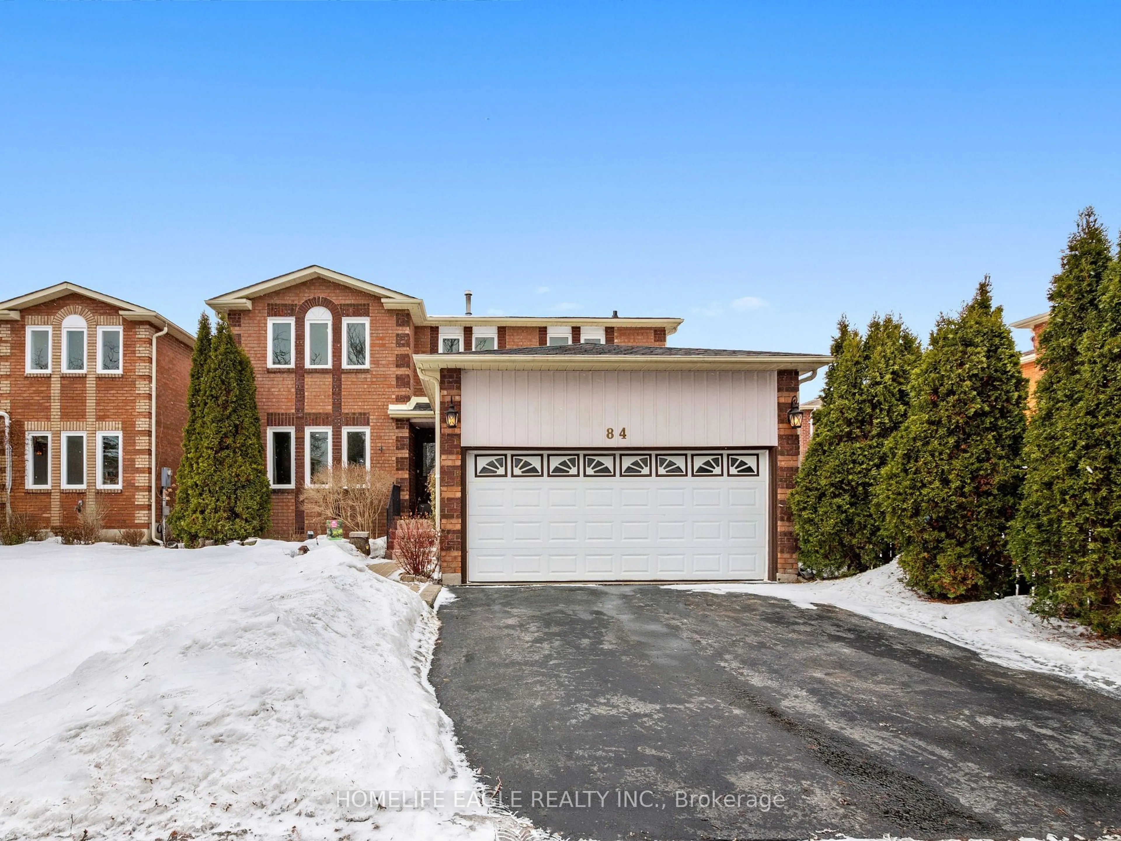 Home with brick exterior material, street for 84 Viewmark Dr, Richmond Hill Ontario L4S 1E3