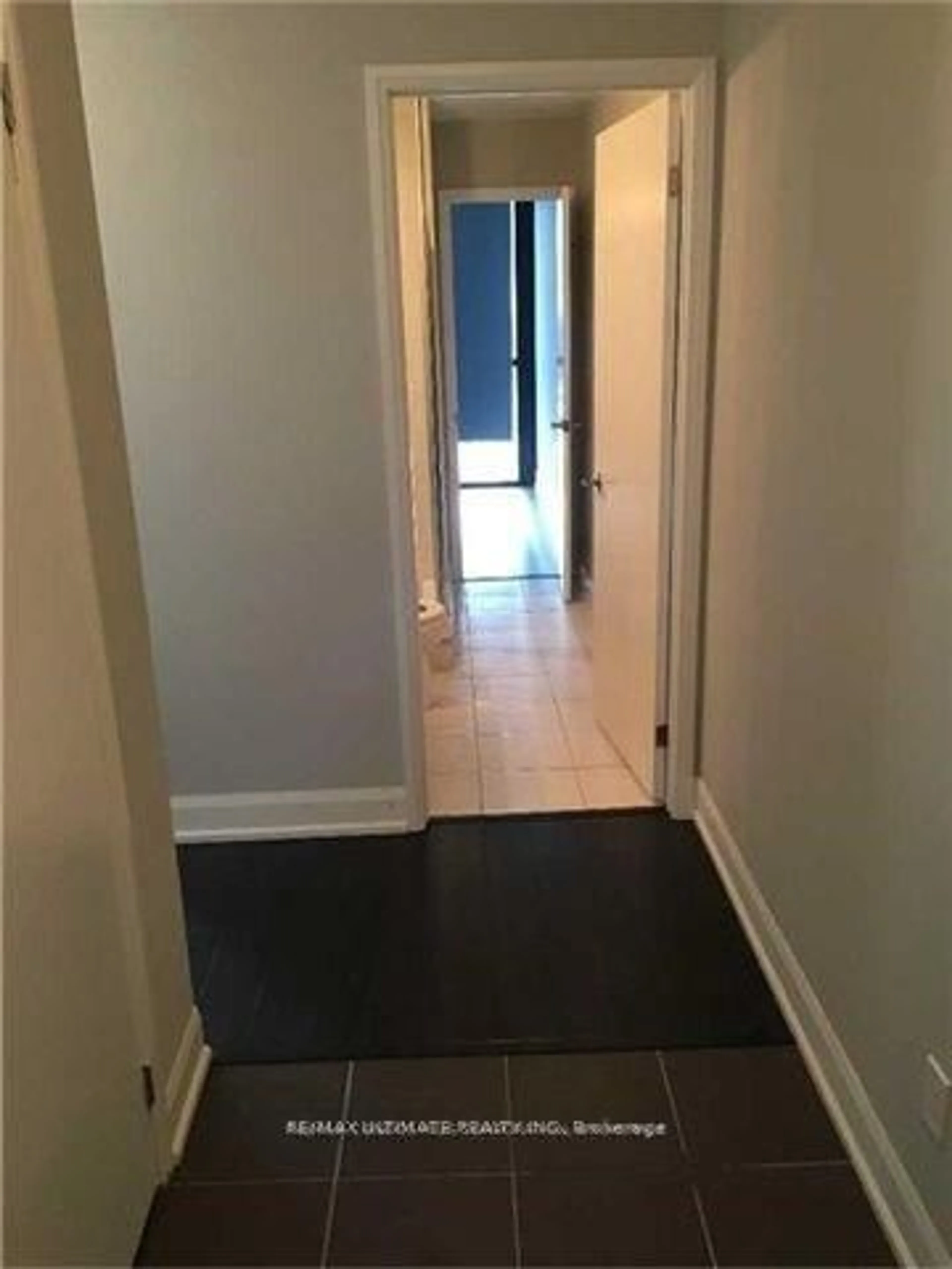 Unknown for 2910 Highway 7 Rd ## 2303, Vaughan Ontario L4K 0H8