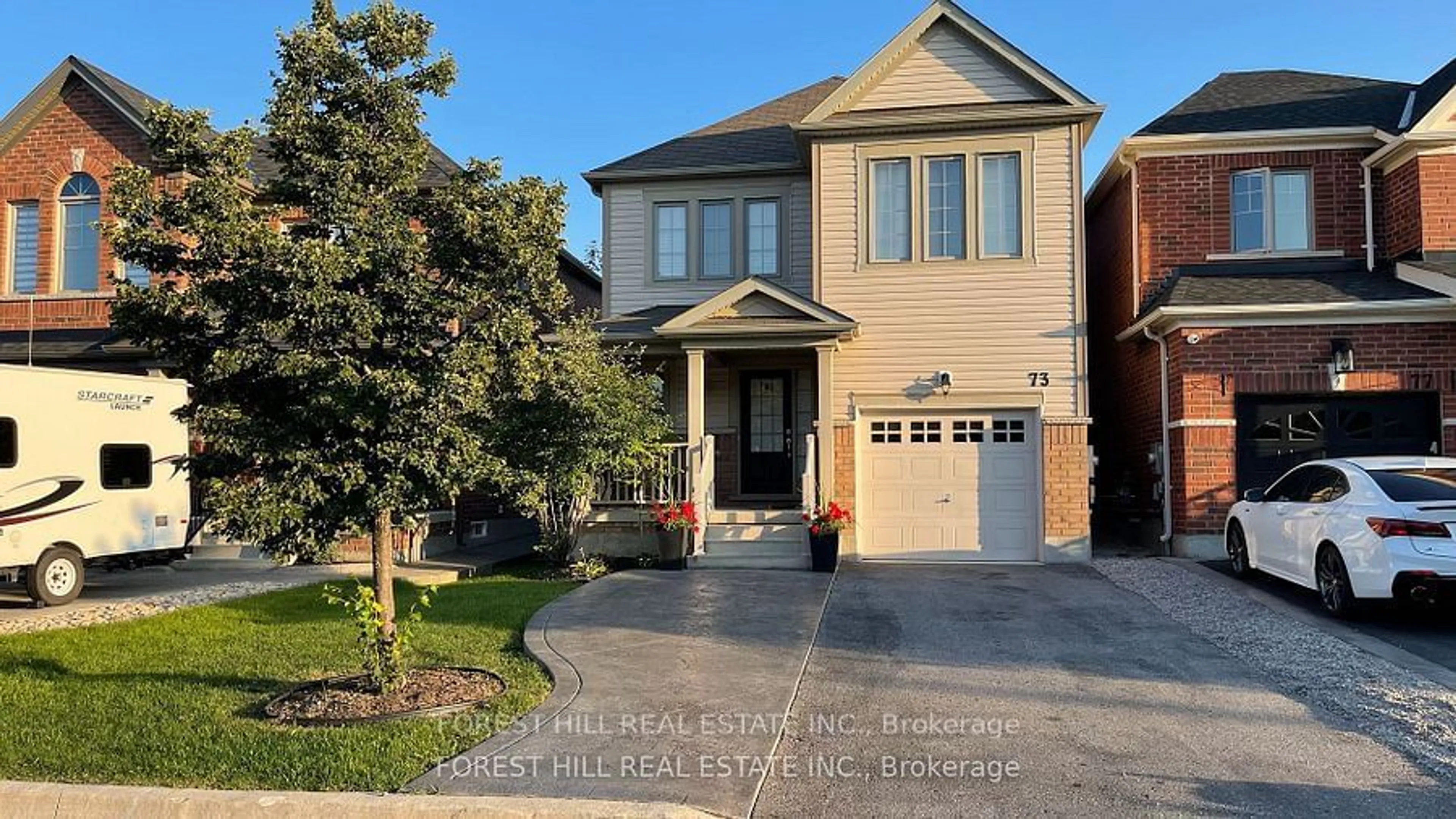 Home with brick exterior material, street for 73 Liberty Cres, Bradford West Gwillimbury Ontario L3Z 0P5