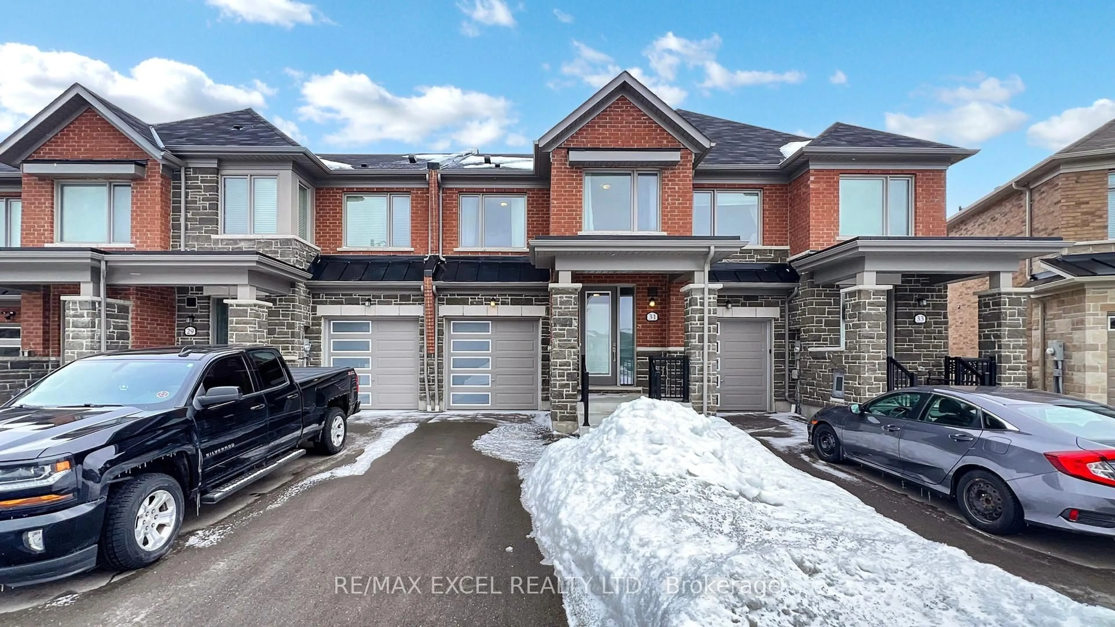 Home with brick exterior material, street for 31 Flower Garden Tr, Whitchurch-Stouffville Ontario L4A 4V4