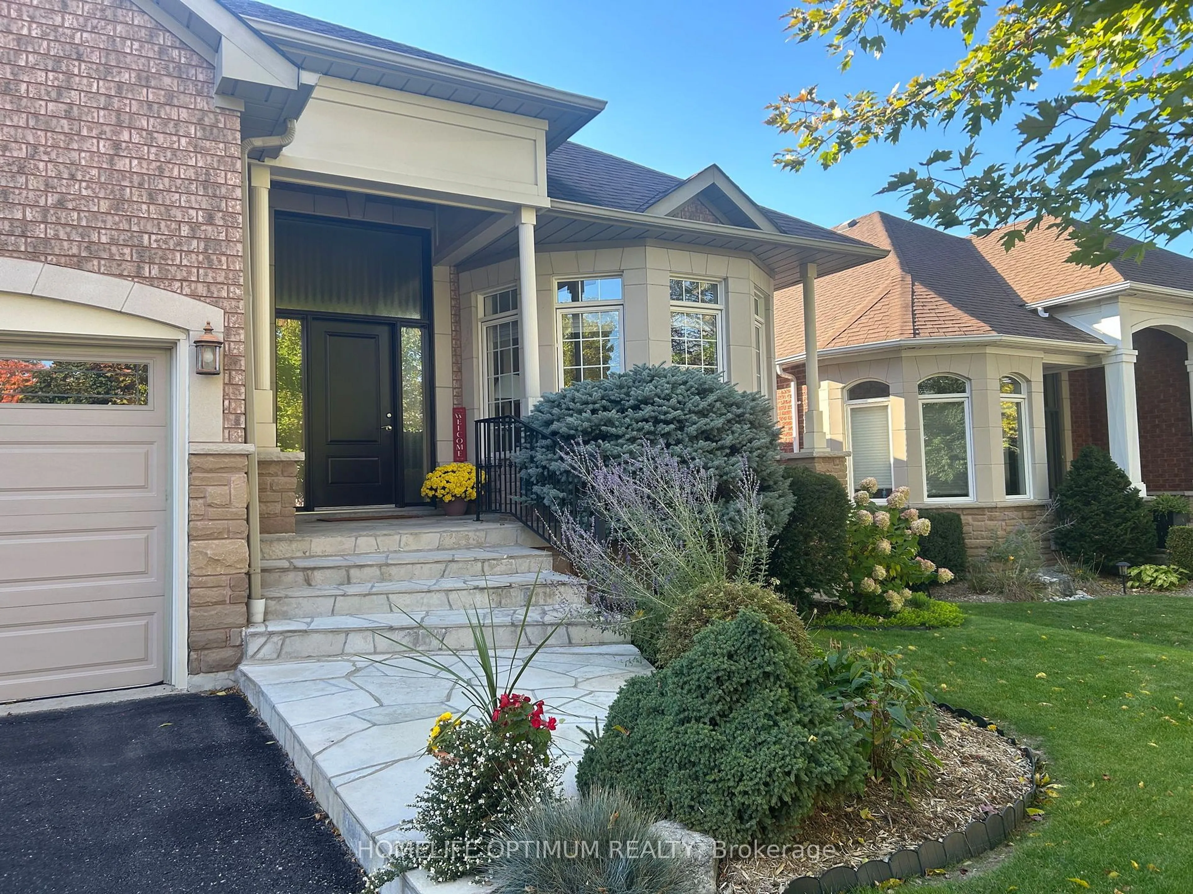 Home with brick exterior material, street for 30 Benville Cres, Aurora Ontario L4G 7K3