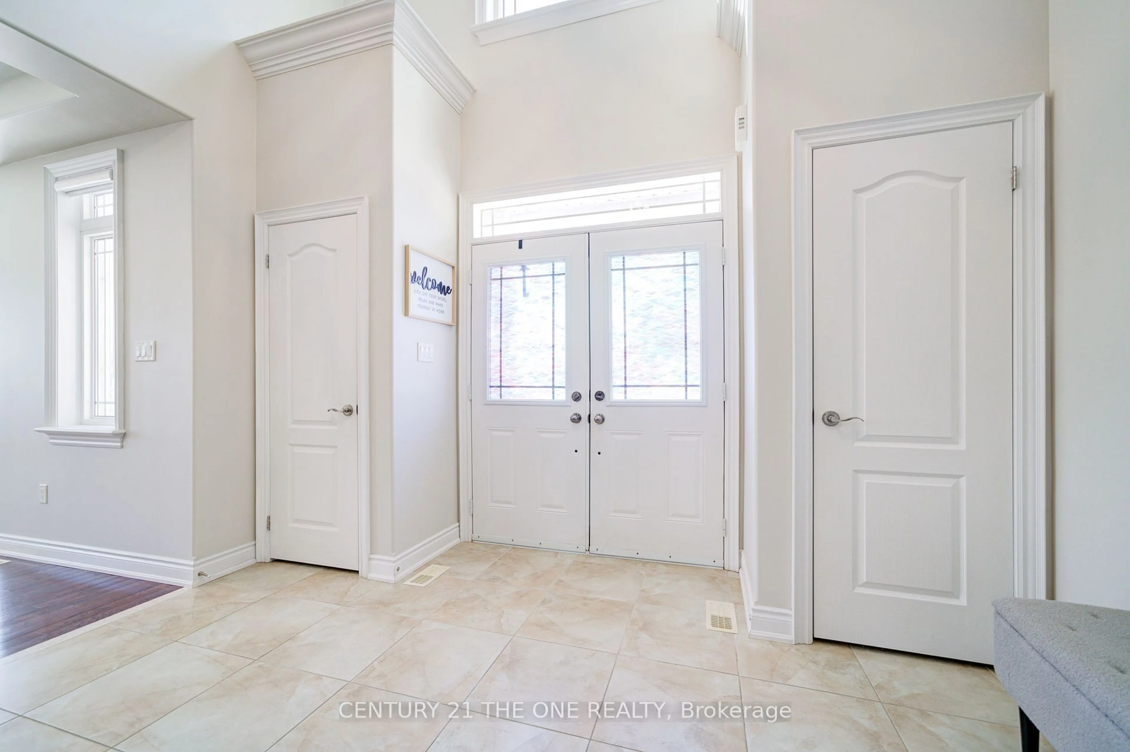 Indoor entryway for 88 Mancini Cres, Richmond Hill Ontario L4E 0N5