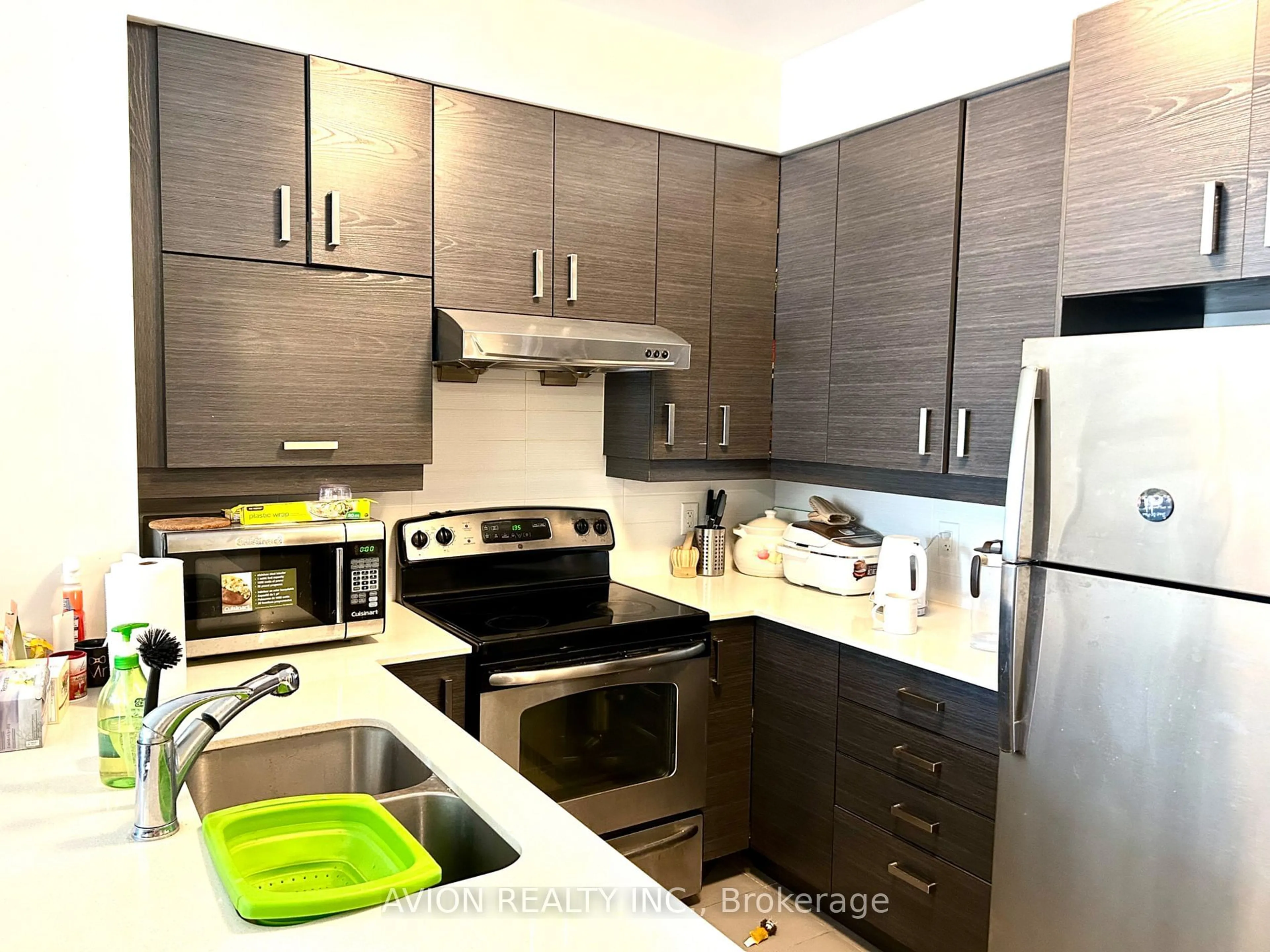 Standard kitchen, unknown for 8228 Birchmount Rd #203, Markham Ontario L3R 1A6