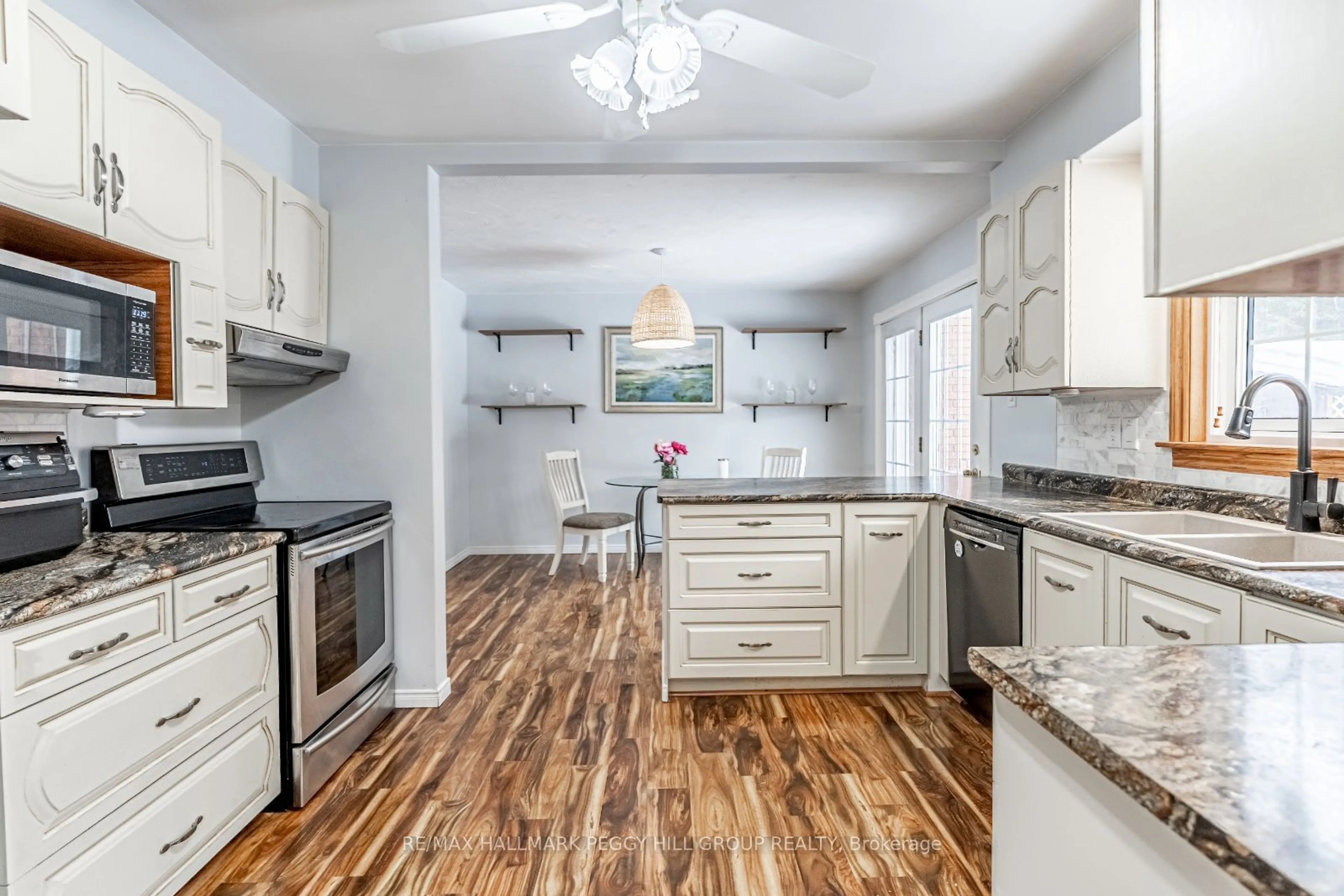 Open concept kitchen, unknown for 8974 5th Line, Essa Ontario L0M 1B0