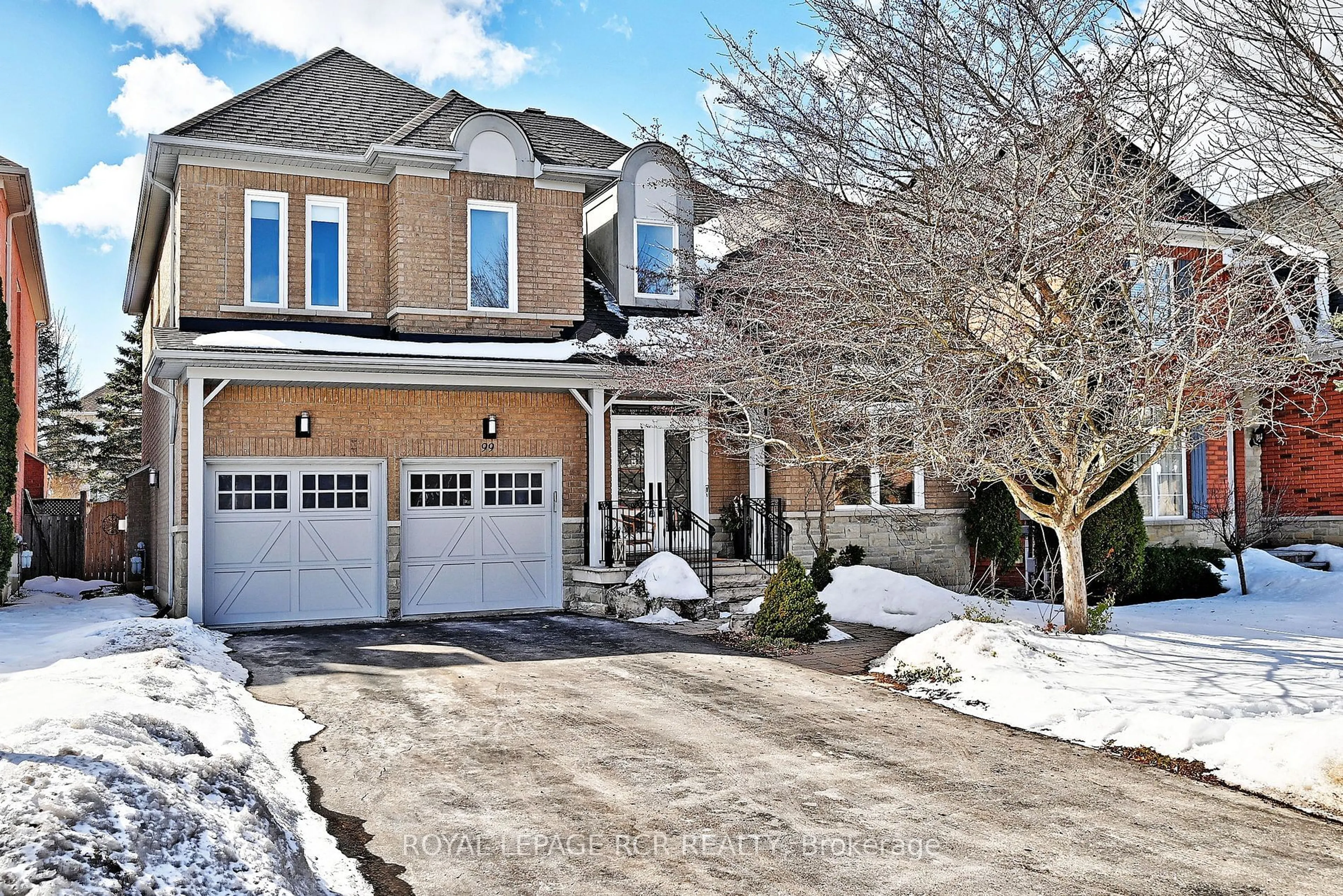 Home with brick exterior material, street for 99 Deerhorn Cres, Aurora Ontario L4G 6S3