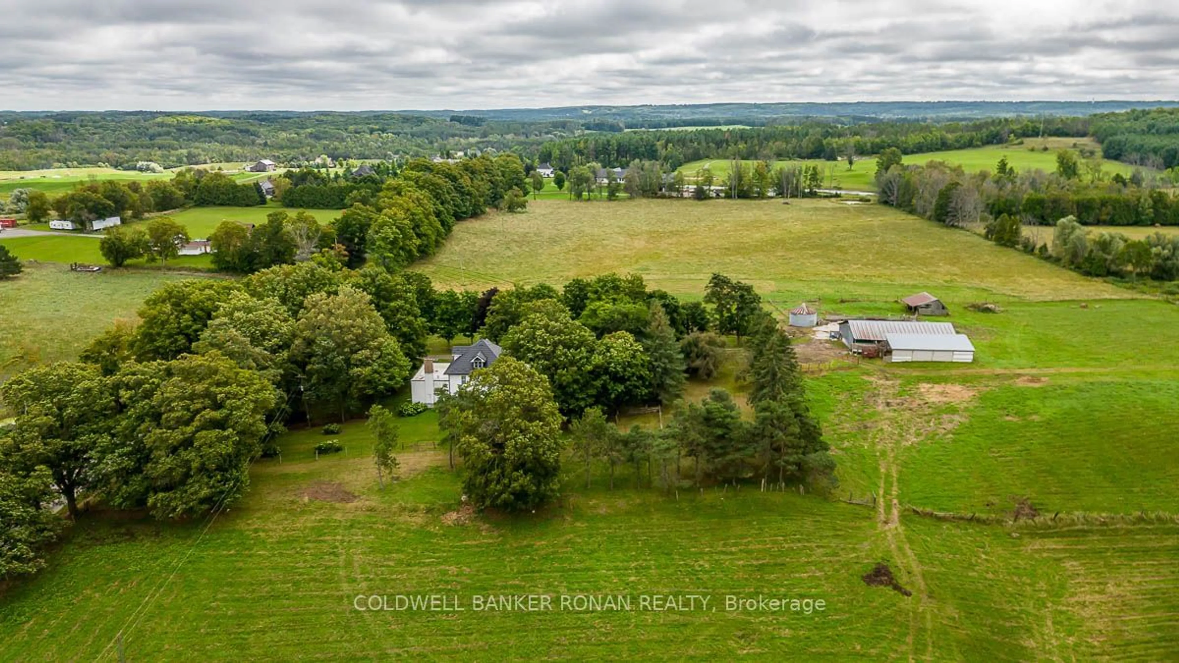 A pic from outside/outdoor area/front of a property/back of a property/a pic from drone, water/lake/river/ocean view for 1918 Concession Rd 2, Adjala-Tosorontio Ontario L0N 1P0