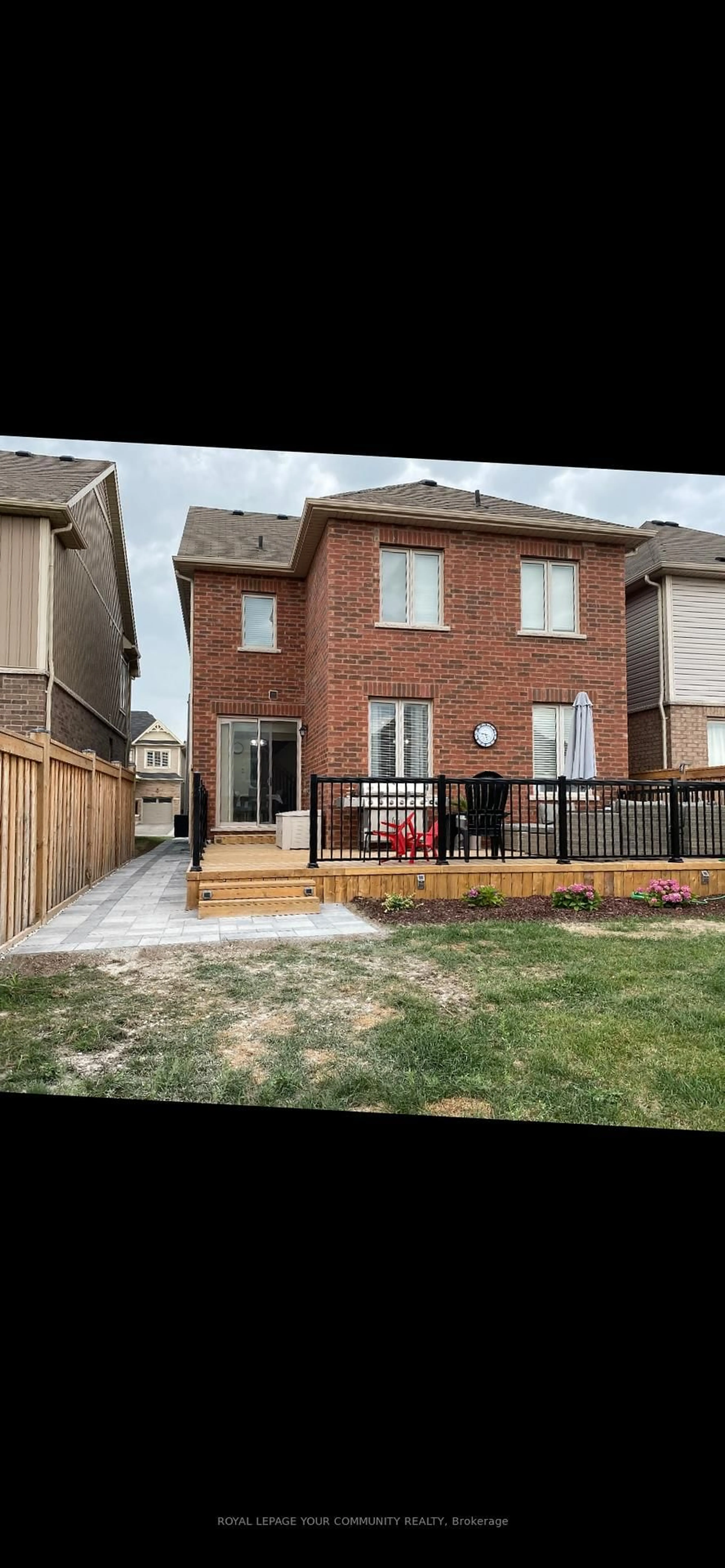 Home with brick exterior material, street for 71 Donnan Dr, New Tecumseth Ontario L0G 1W0