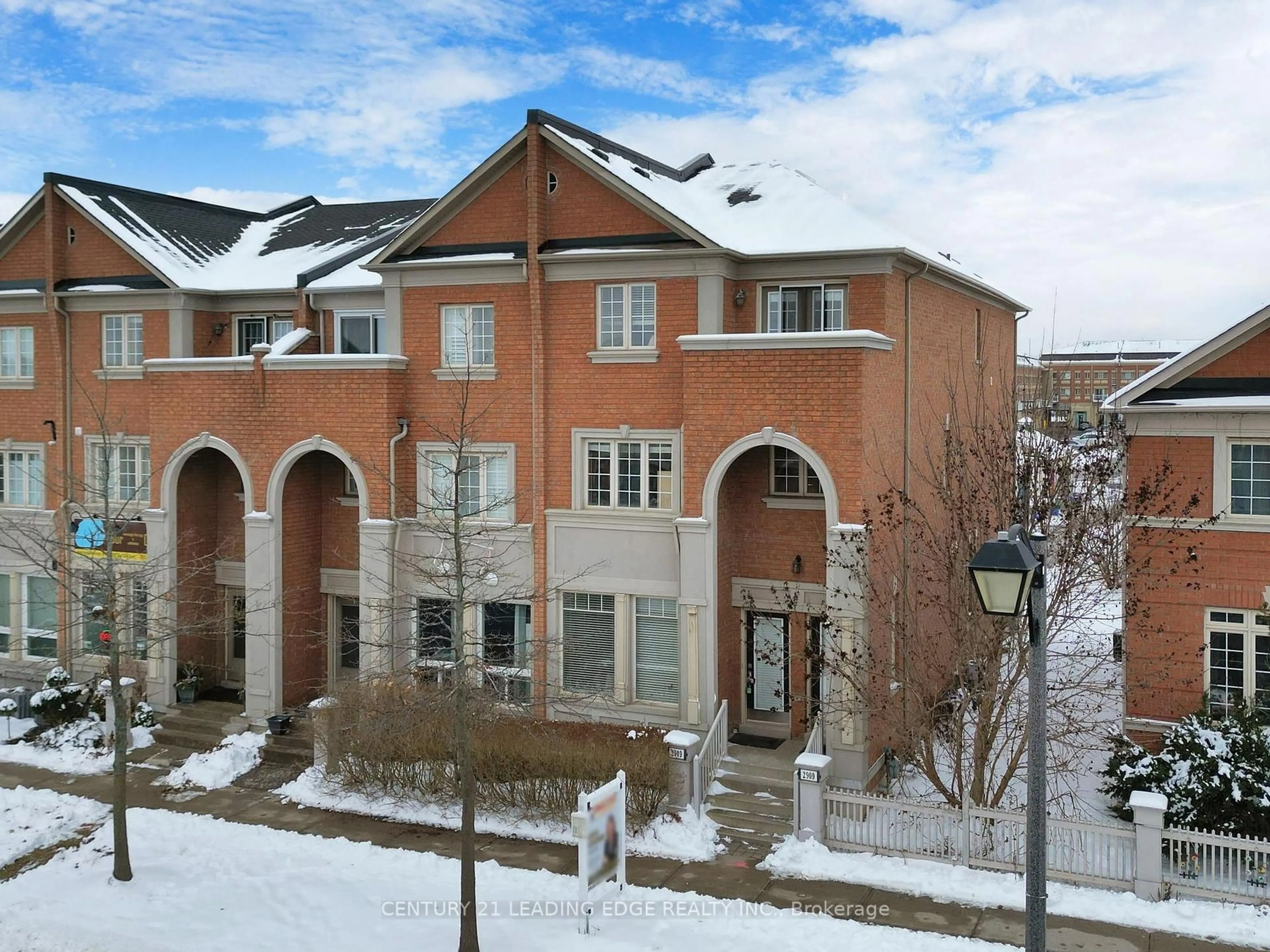 A pic from outside/outdoor area/front of a property/back of a property/a pic from drone, unknown for 2909 Bur Oak Ave, Markham Ontario L6B 1E5