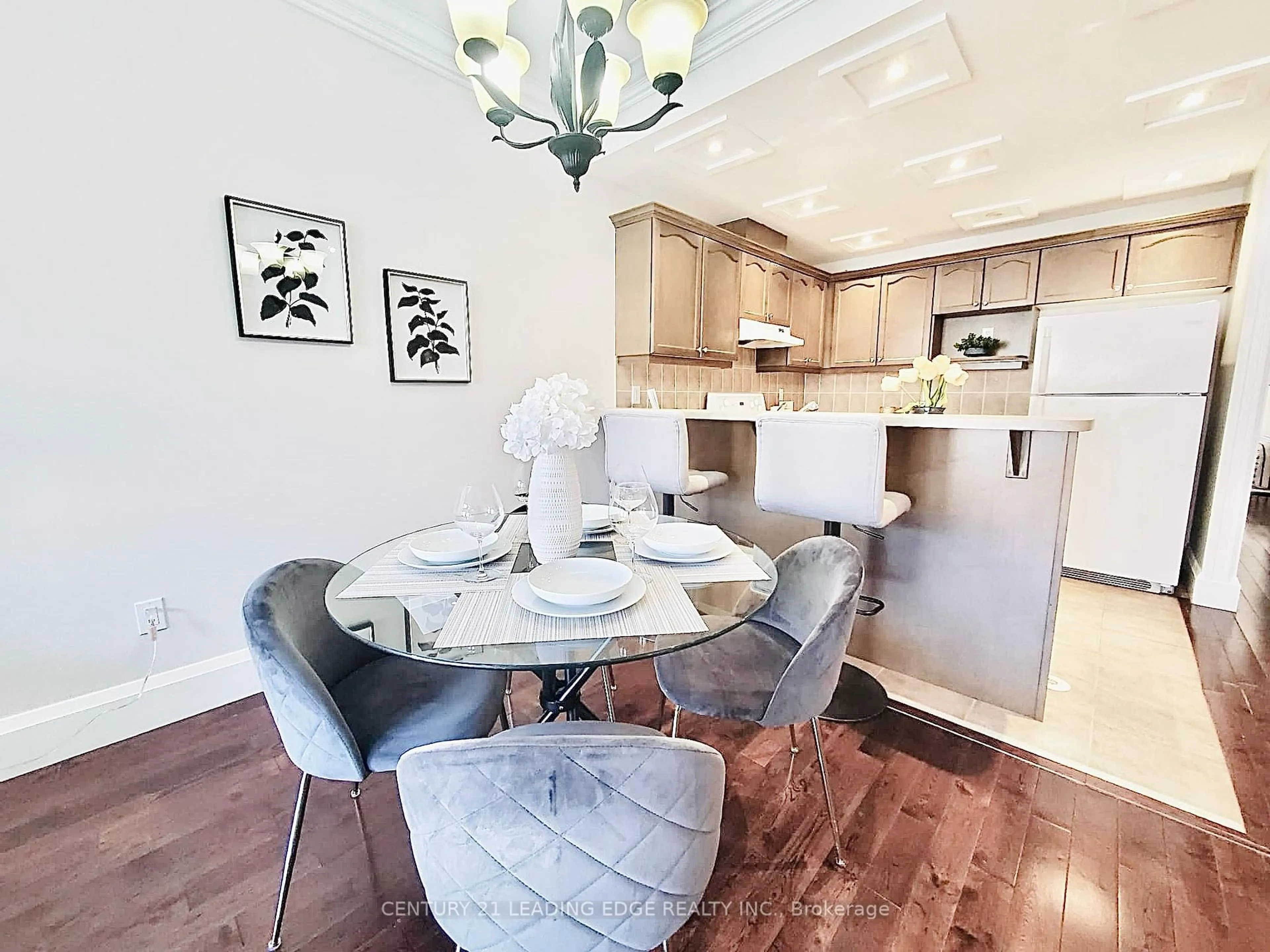 Open concept kitchen, wood/laminate floor for 2909 Bur Oak Ave, Markham Ontario L6B 1E5