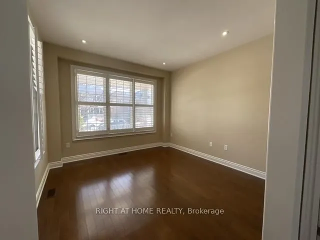 Additional image 10 of 26 Kidd Cres