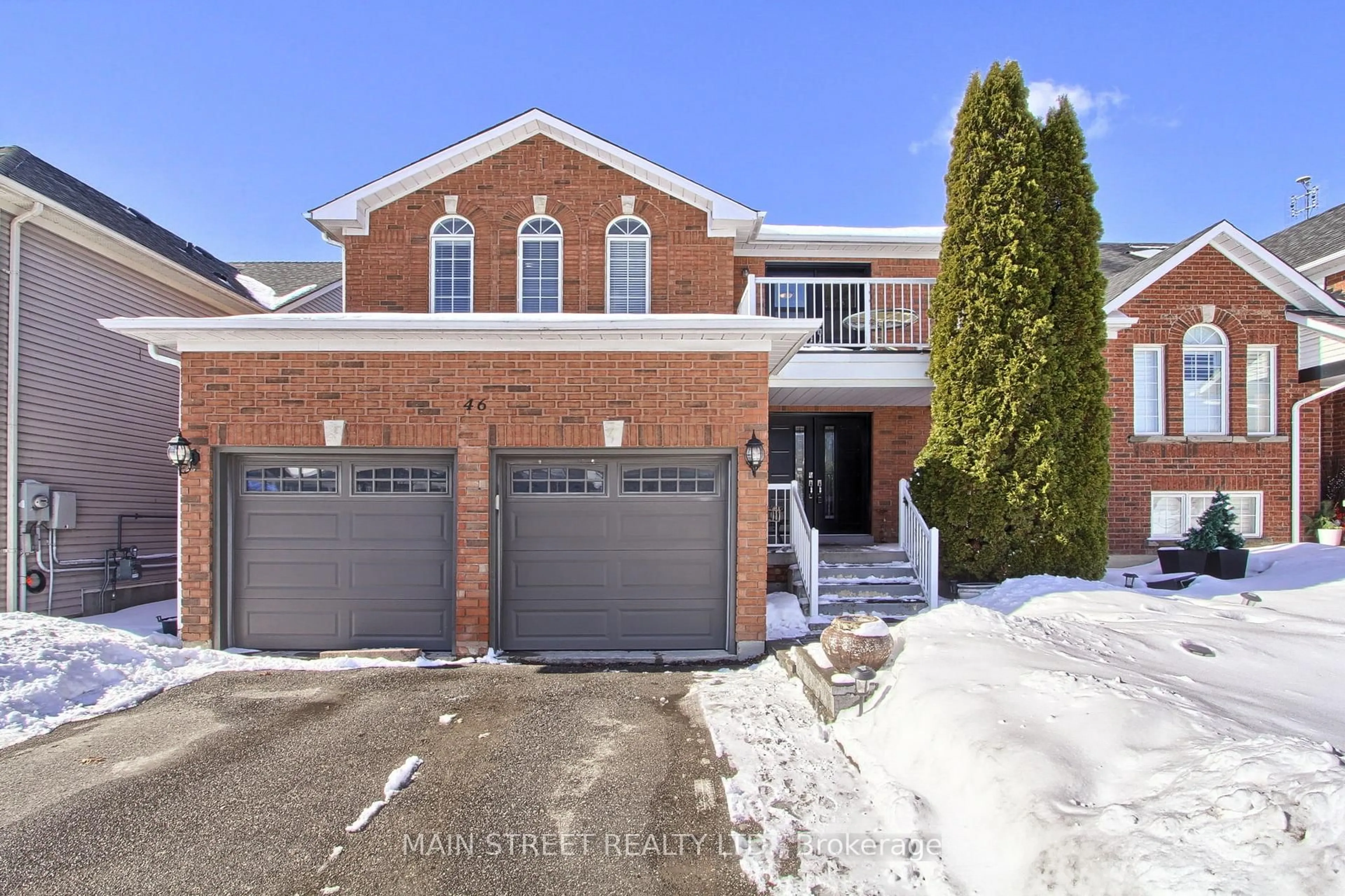 Home with brick exterior material, street for 46 Silverstone Cres, Georgina Ontario L4P 4A4