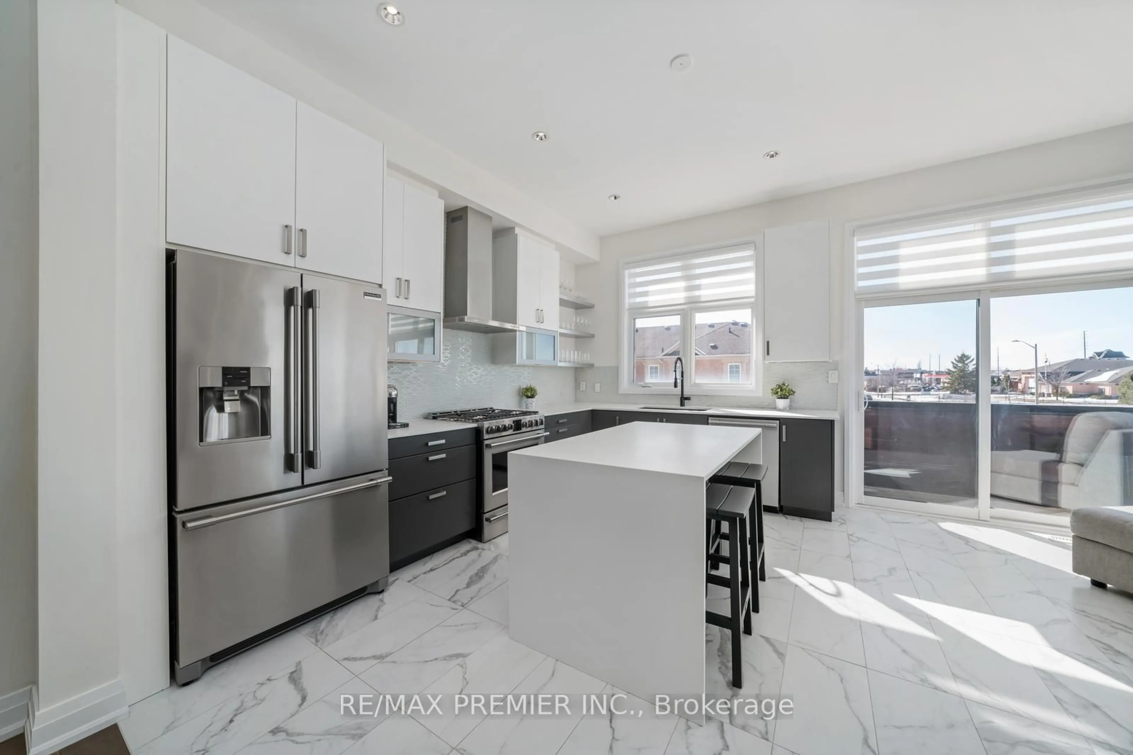 Contemporary kitchen, ceramic/tile floor for 2 Pageant Ave, Vaughan Ontario L4H 4R3