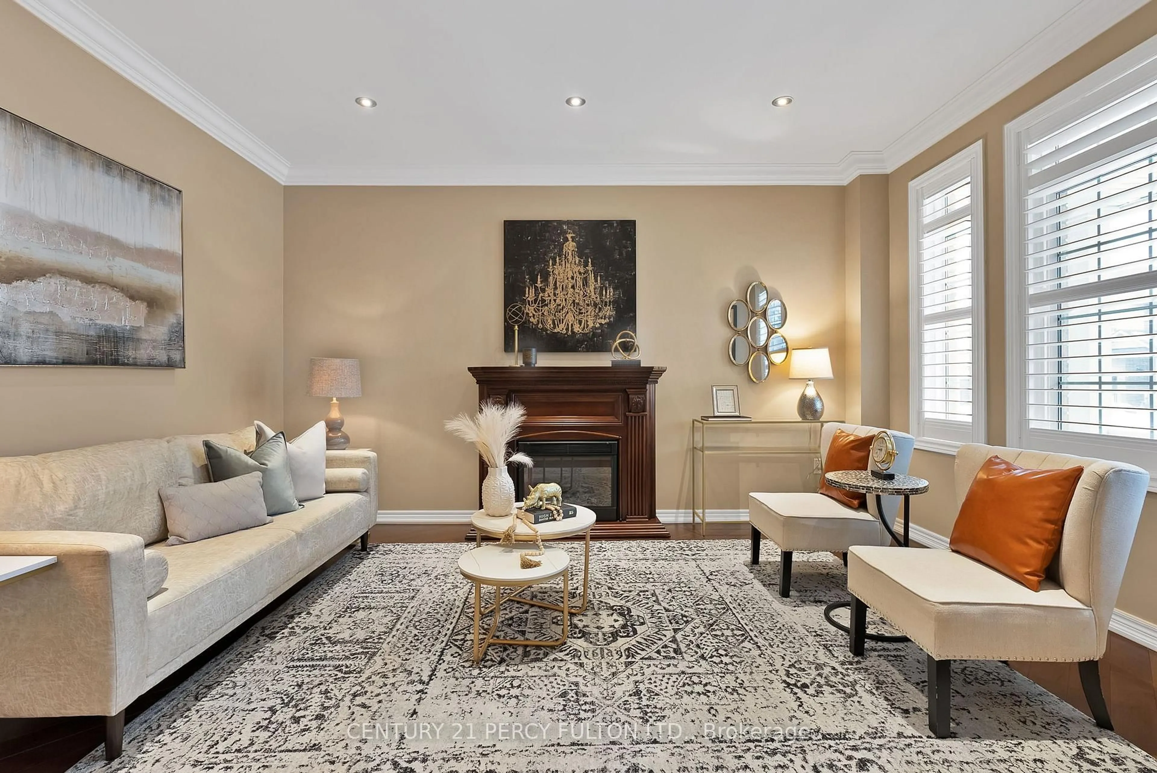 Living room with furniture, carpet floor for 4 Berger Ave, Markham Ontario L6B 0B6