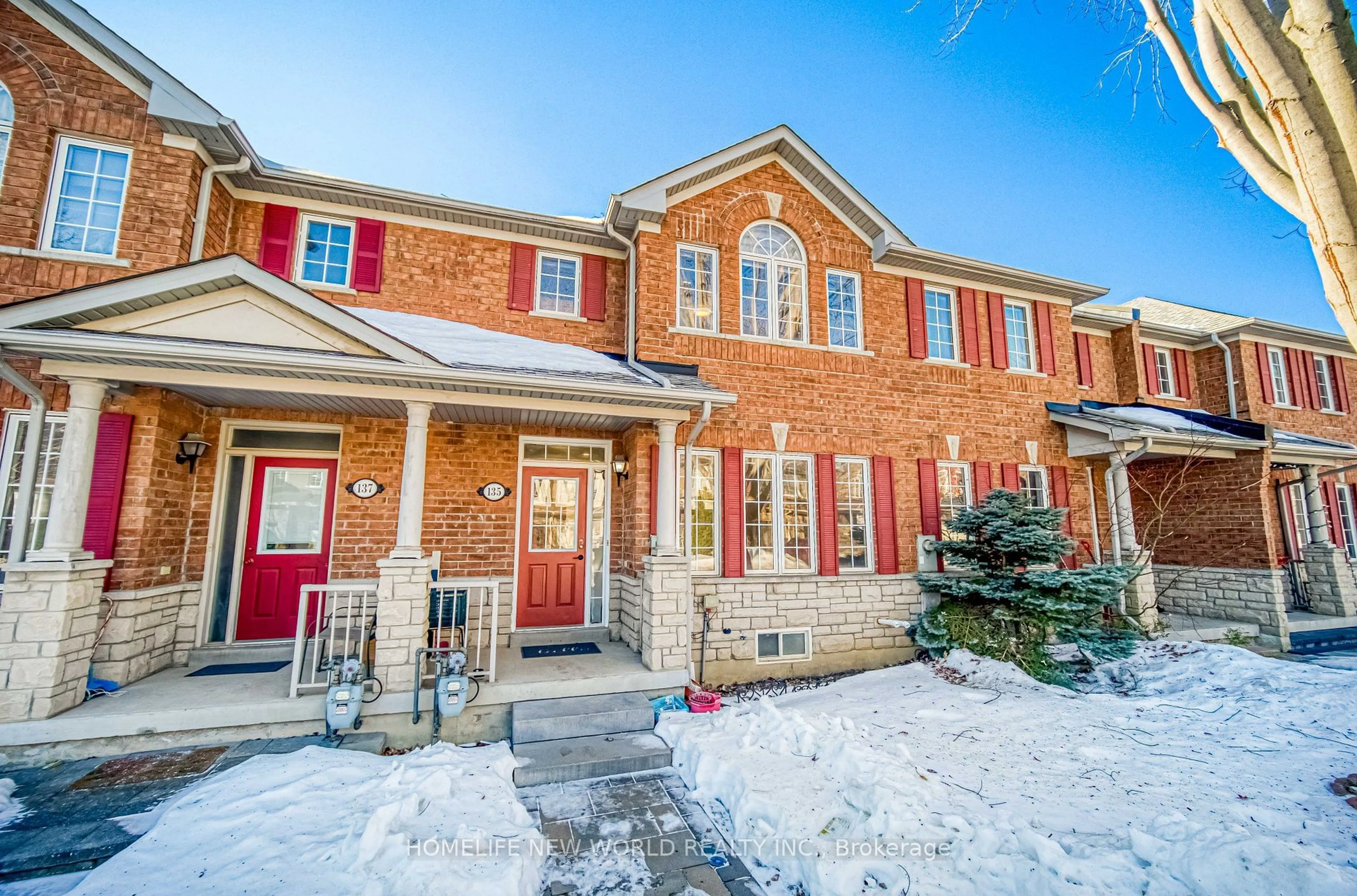 Home with brick exterior material, street for 135 Selkirk Dr, Richmond Hill Ontario L4B 4T7