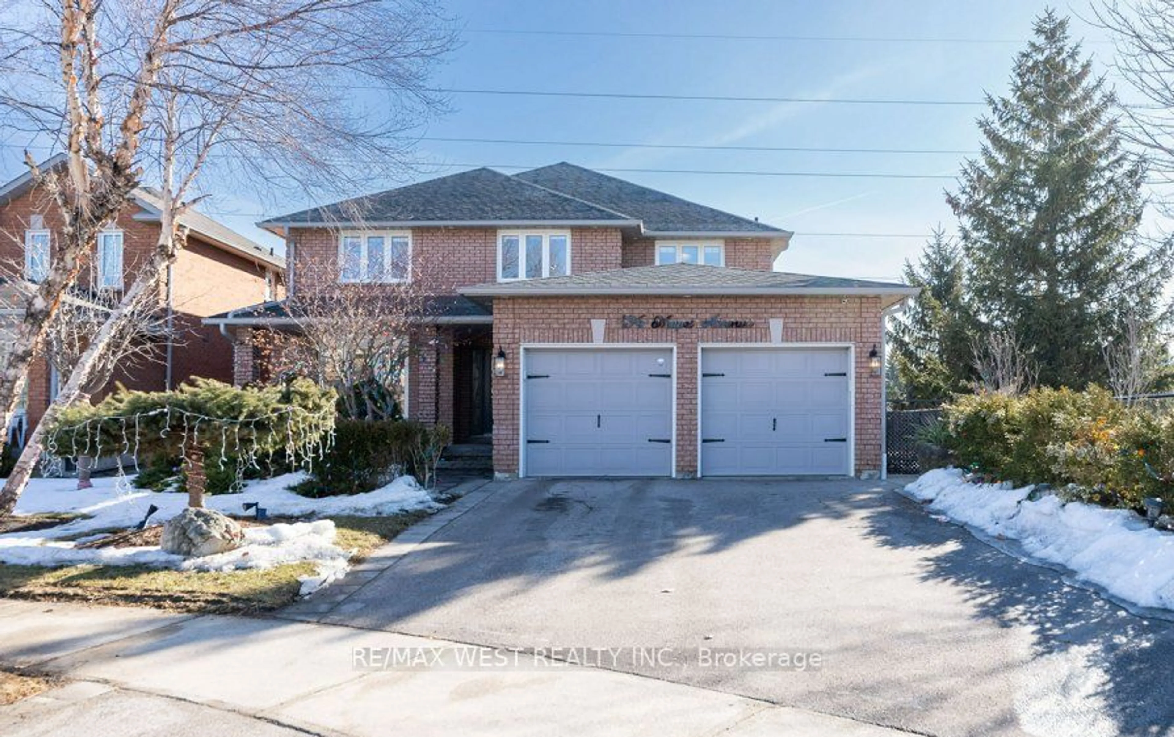 Home with brick exterior material, street for 196 Mapes Ave, Vaughan Ontario L4L 8R8