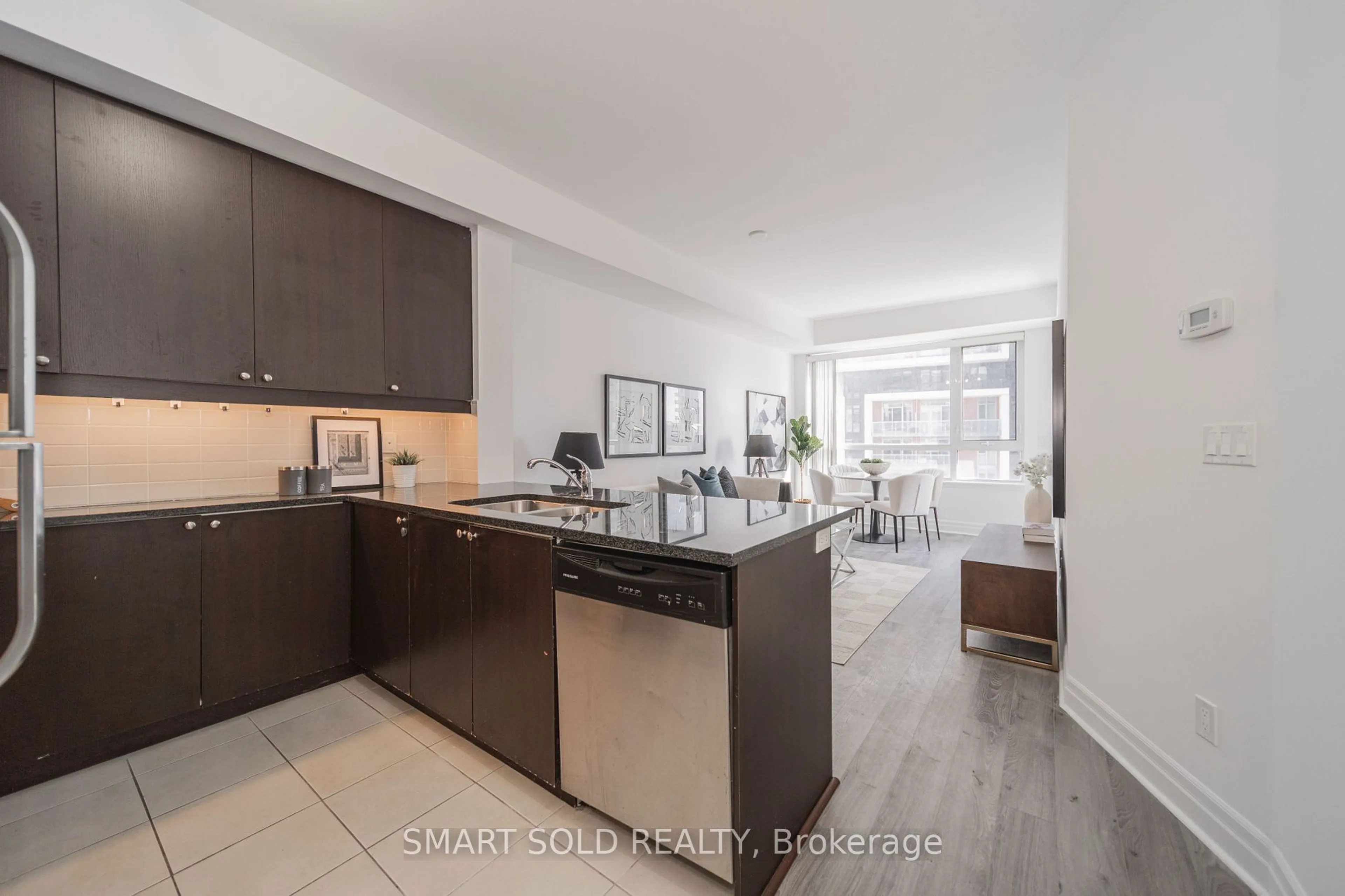 Open concept kitchen, unknown for 8110 Birchmount Rd #813, Markham Ontario L6G 0E3