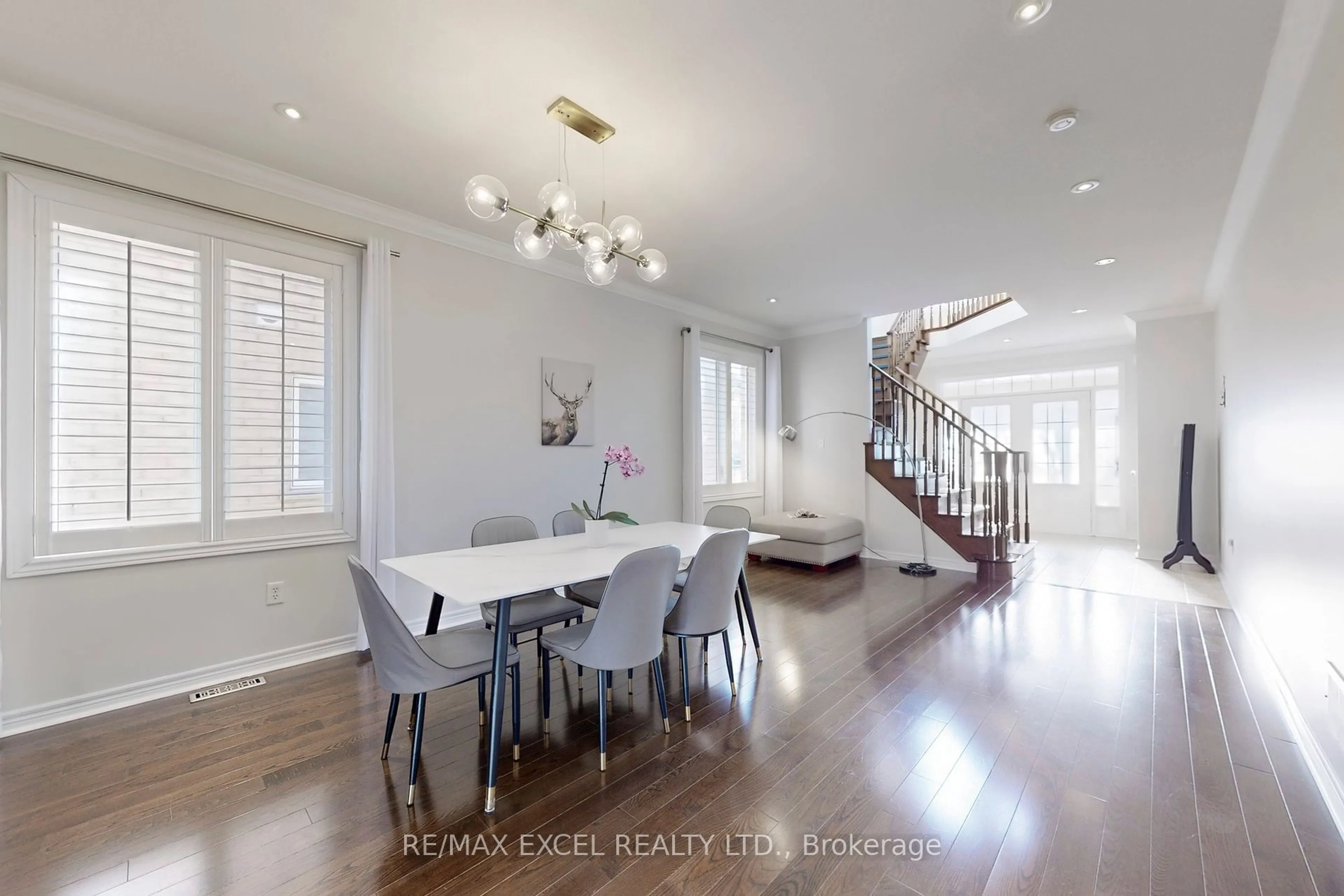 Dining room, unknown for 94 Waite Cres, Whitchurch-Stouffville Ontario L4A 0B8