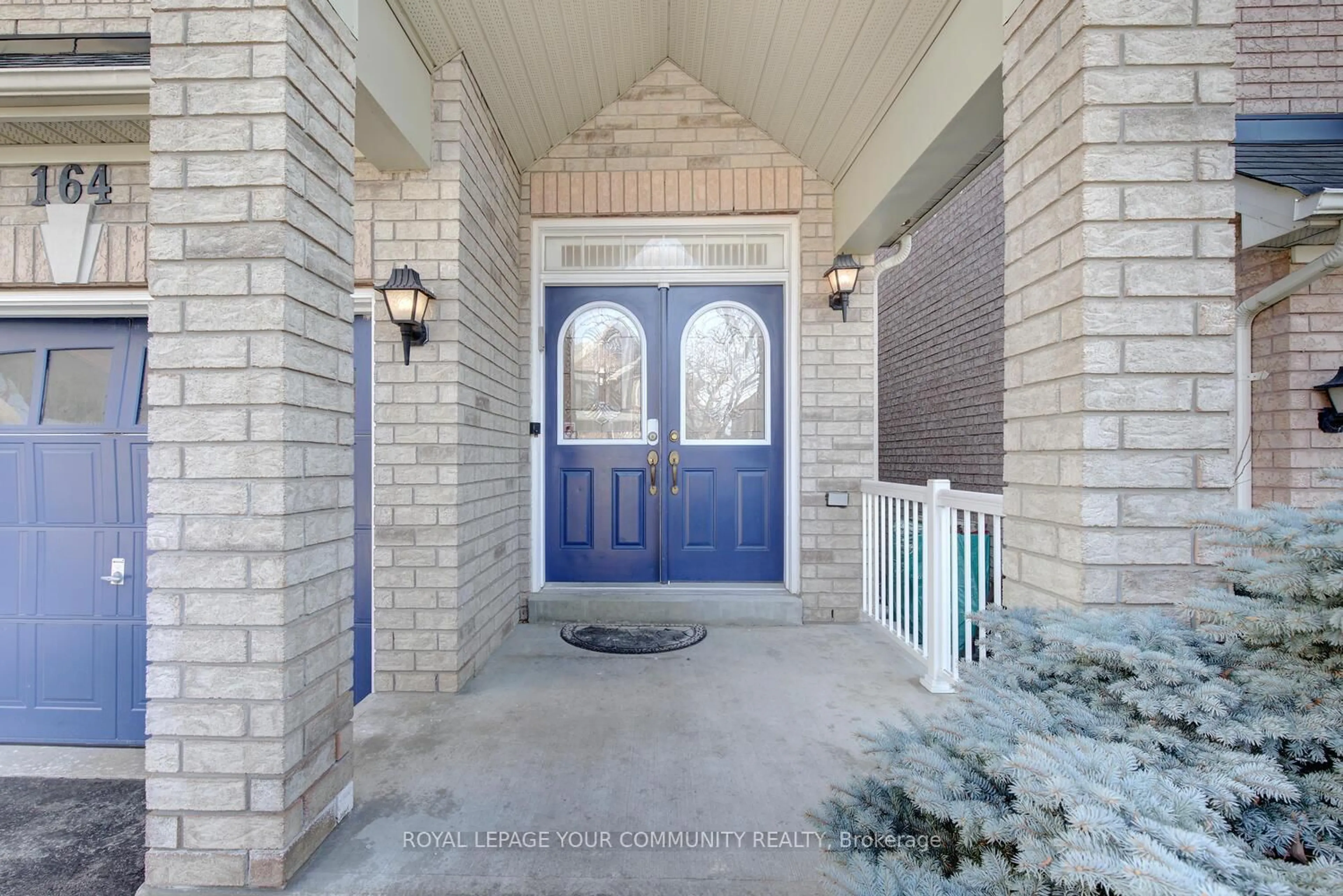 Indoor entryway for 164 Chayna Cres, Vaughan Ontario L6A 0L6