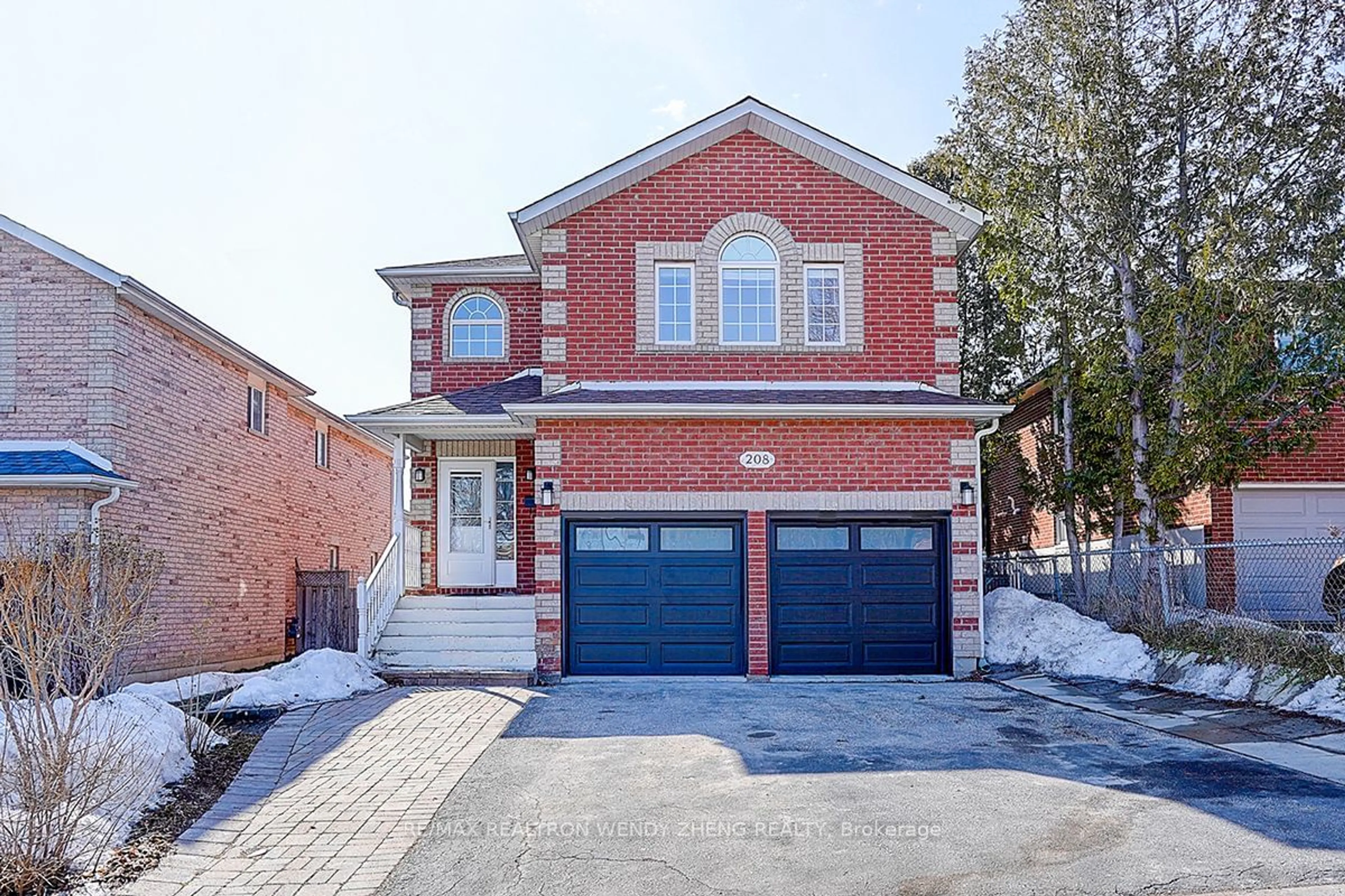 Home with brick exterior material, street for 208 Alexander Rd, Newmarket Ontario L3Y 5P1