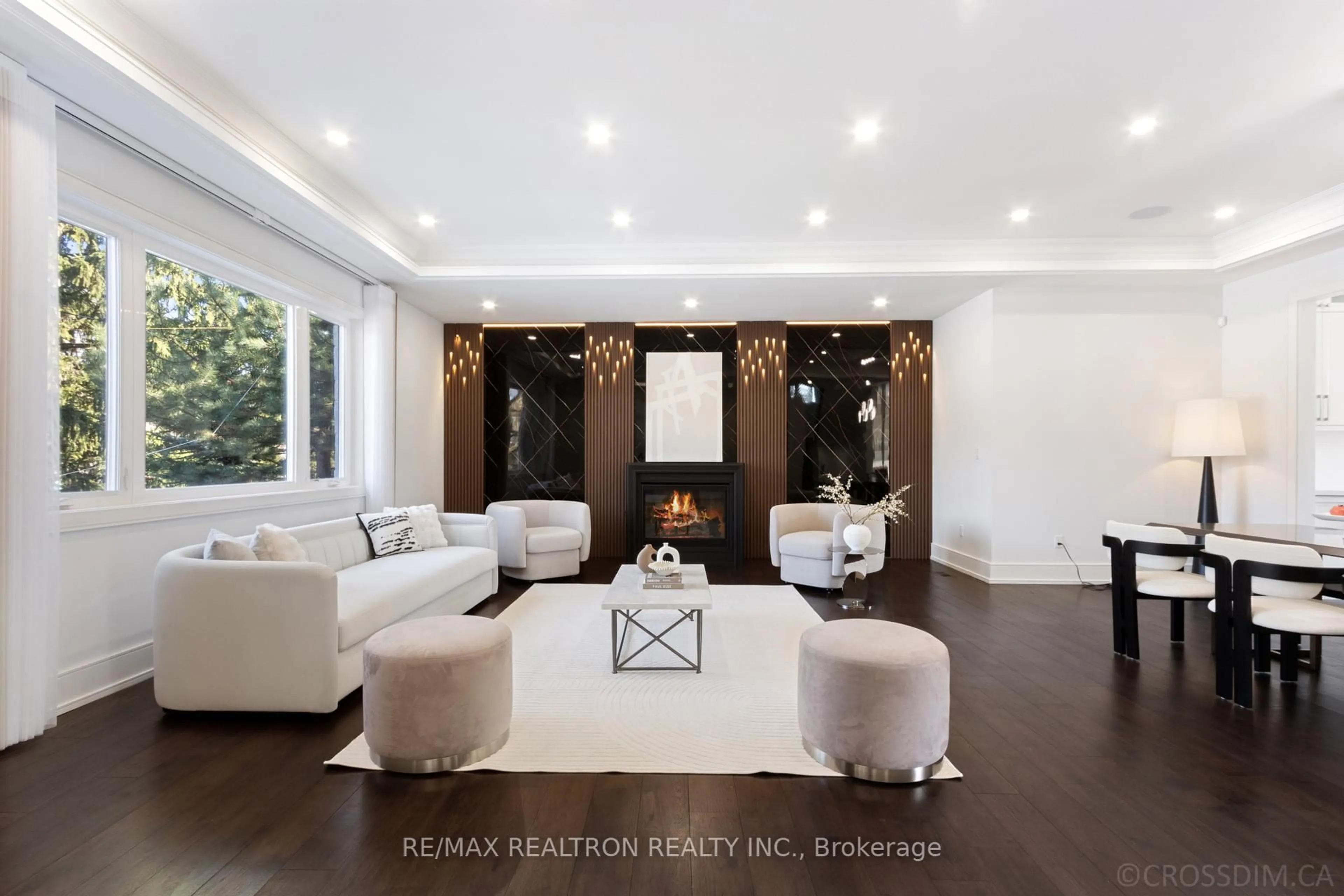 Unknown for 256 Lennox Ave, Richmond Hill Ontario L4C 2A6