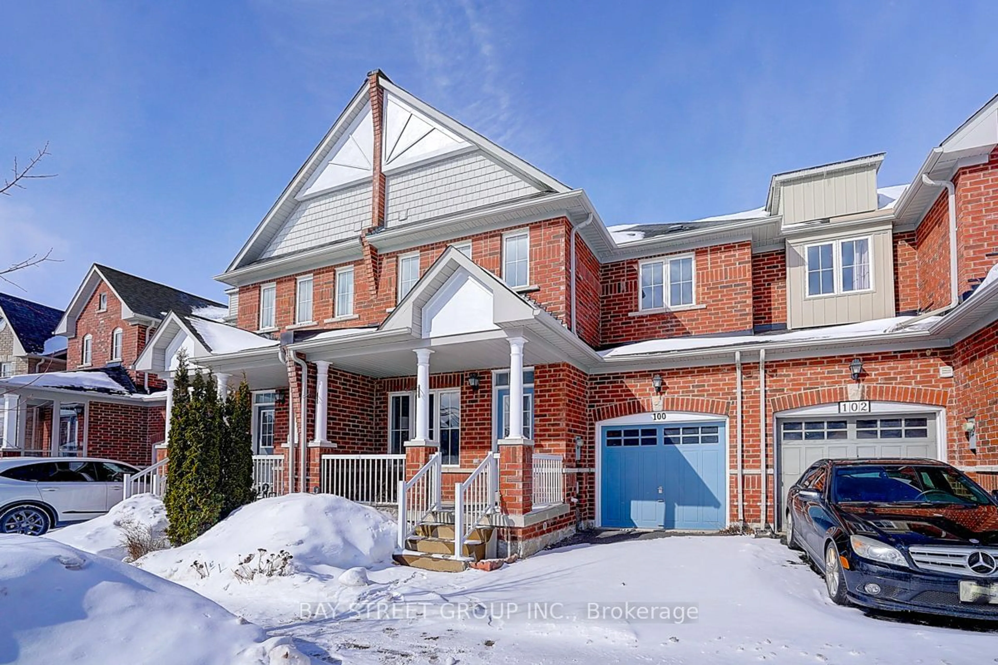 Home with brick exterior material, street for 100 Dovetail Dr, Richmond Hill Ontario L4E 5A7