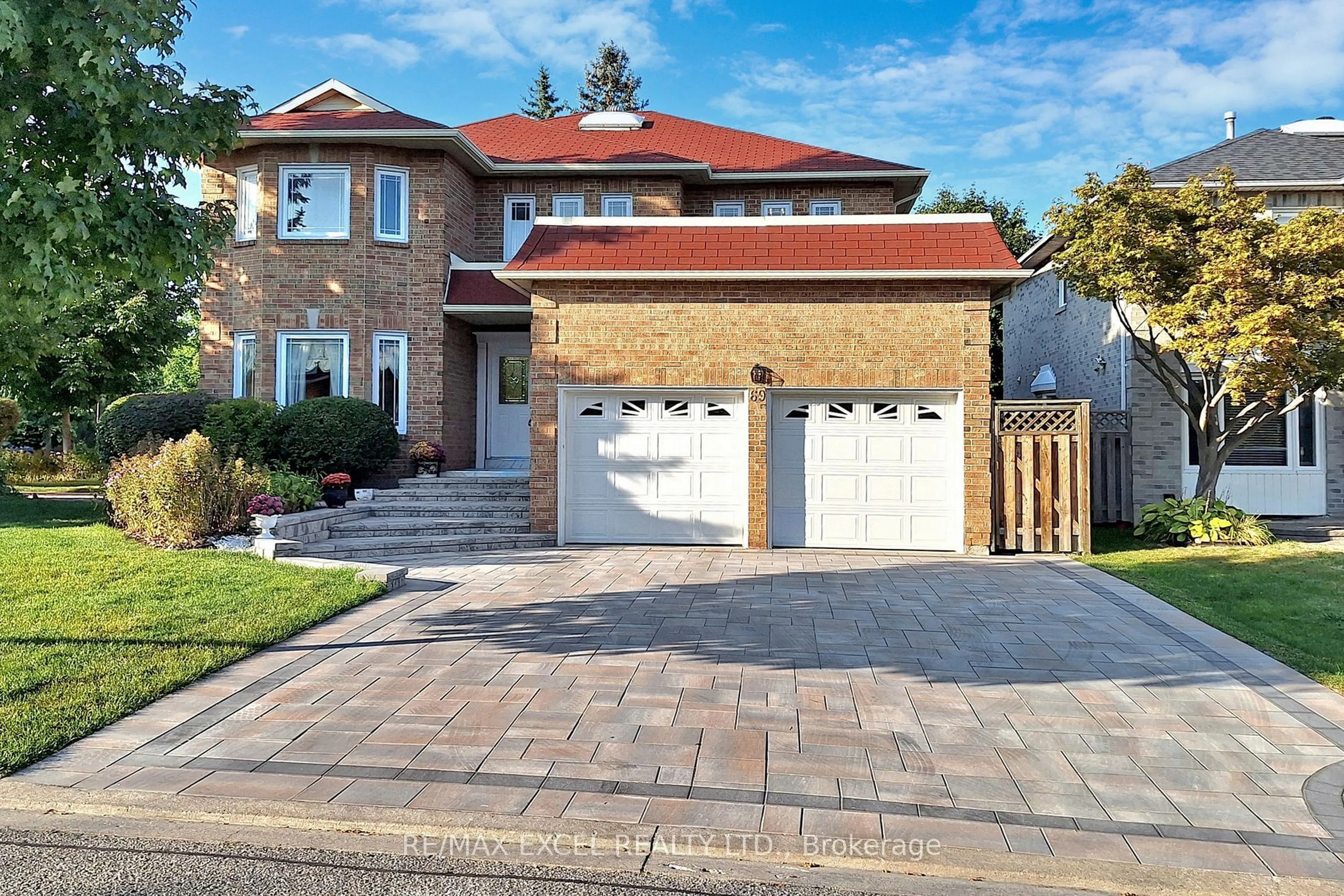 Home with brick exterior material, street for 69 Nadine Cres, Markham Ontario L3R 7Y7