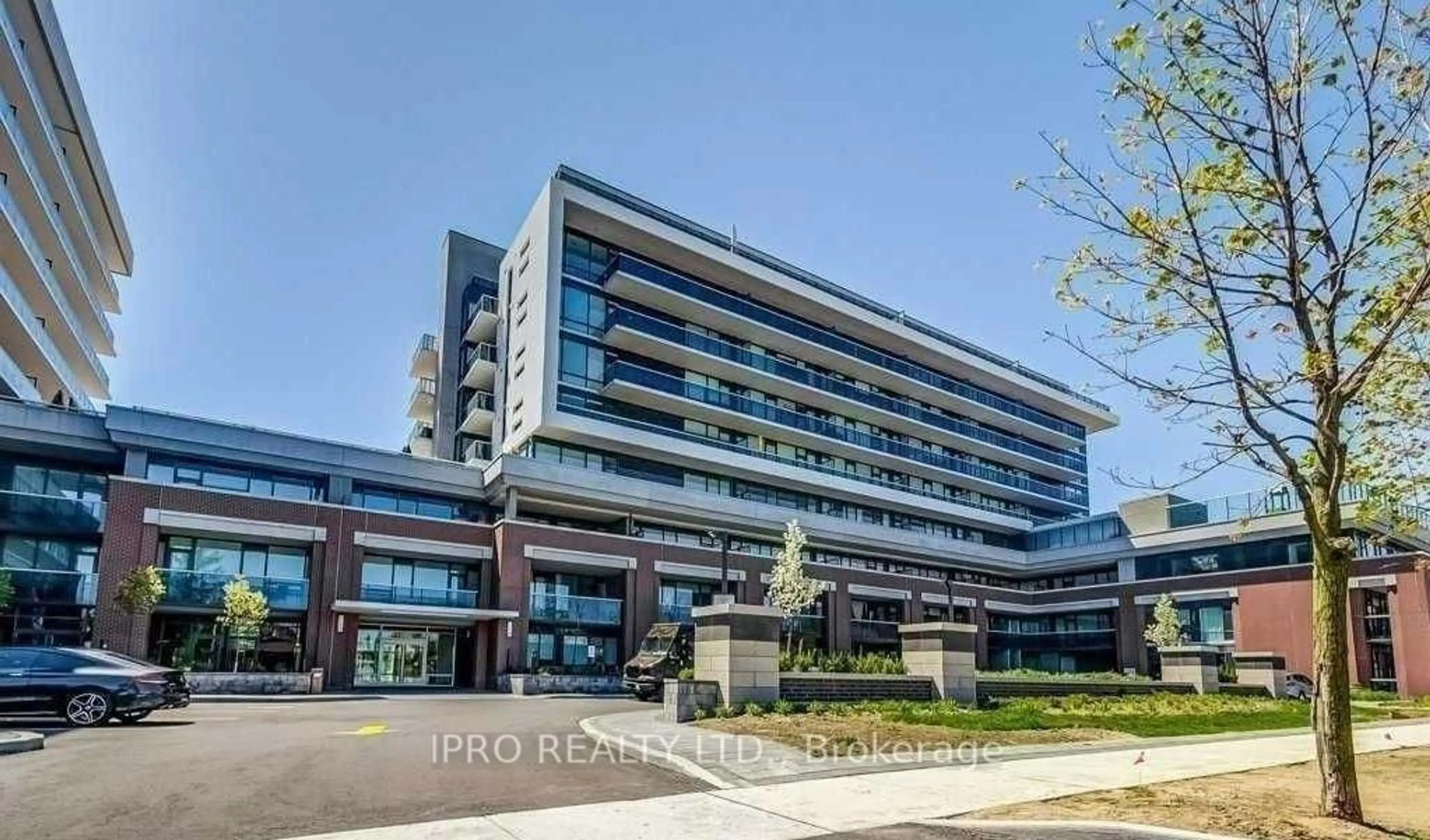 Indoor foyer for 4800 Highway 7 St #211, Vaughan Ontario L4L 1H8