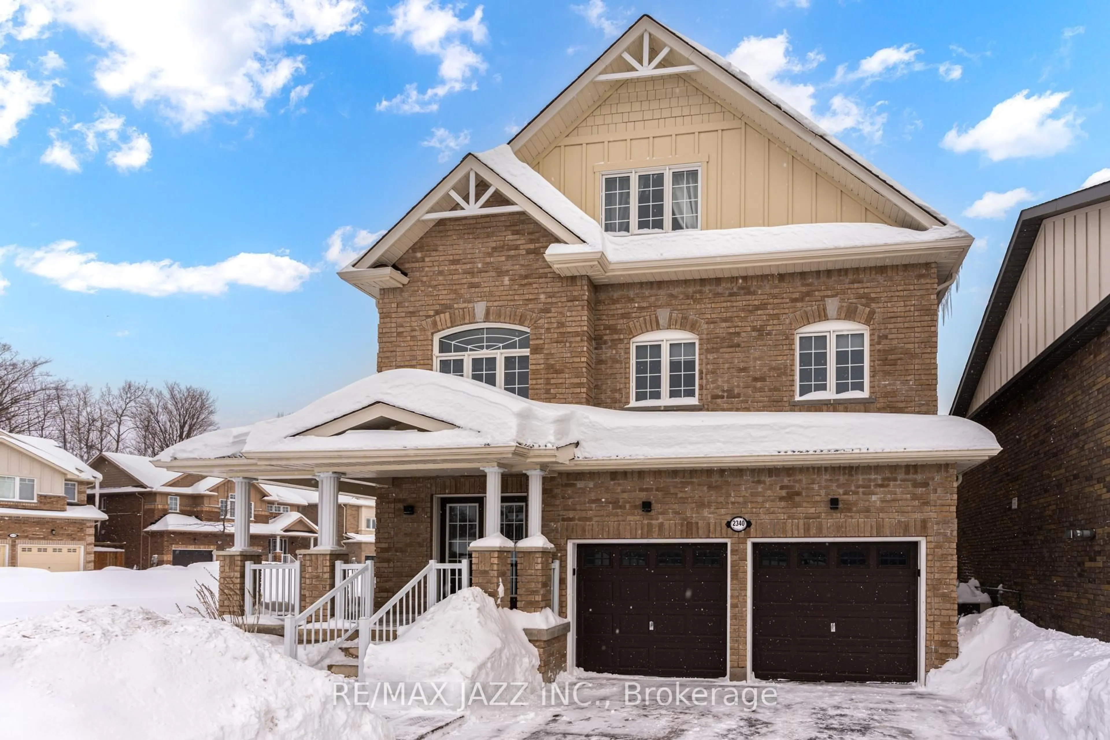 Home with brick exterior material, street for 2340 Whitewood Cres, Innisfil Ontario L9S 2B1