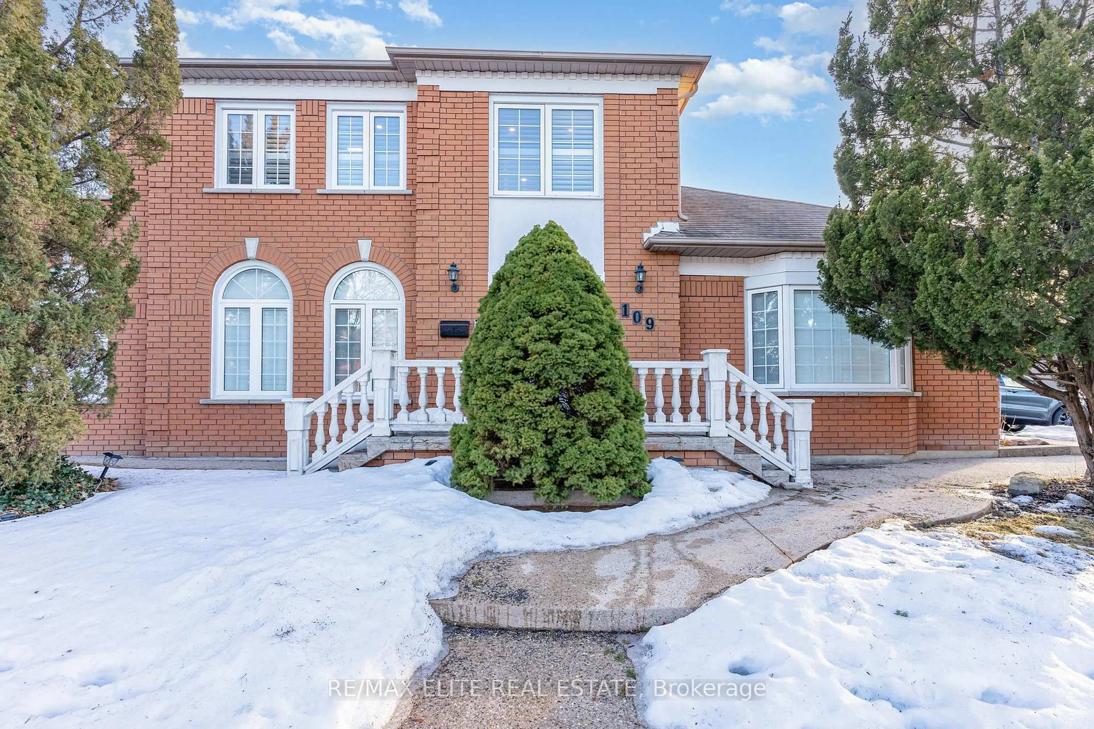 Unknown for 109 Angelina Ave, Vaughan Ontario L4L 8N9