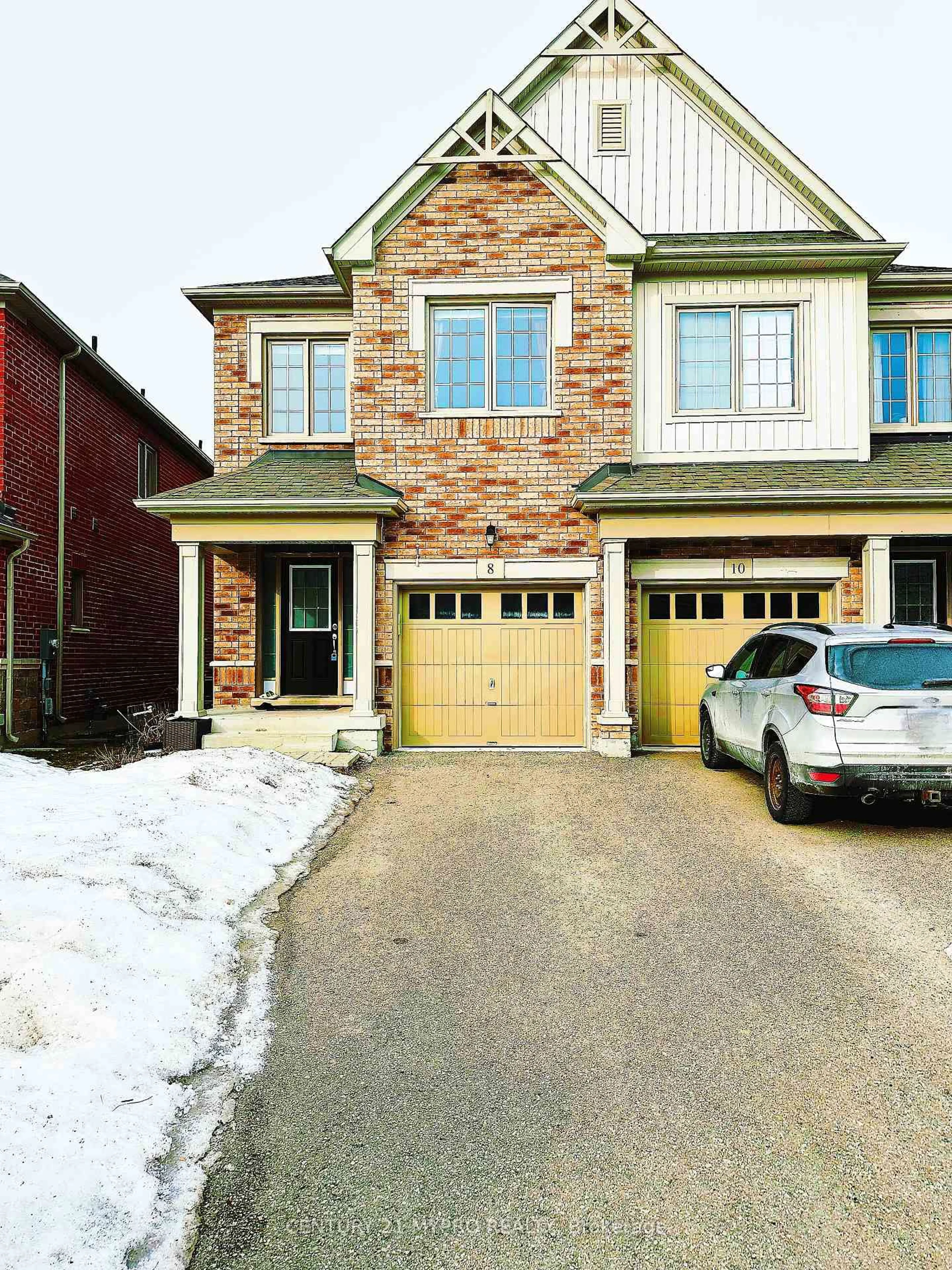 Home with brick exterior material, street for 8 Carratuck St, East Gwillimbury Ontario L9N 0S5