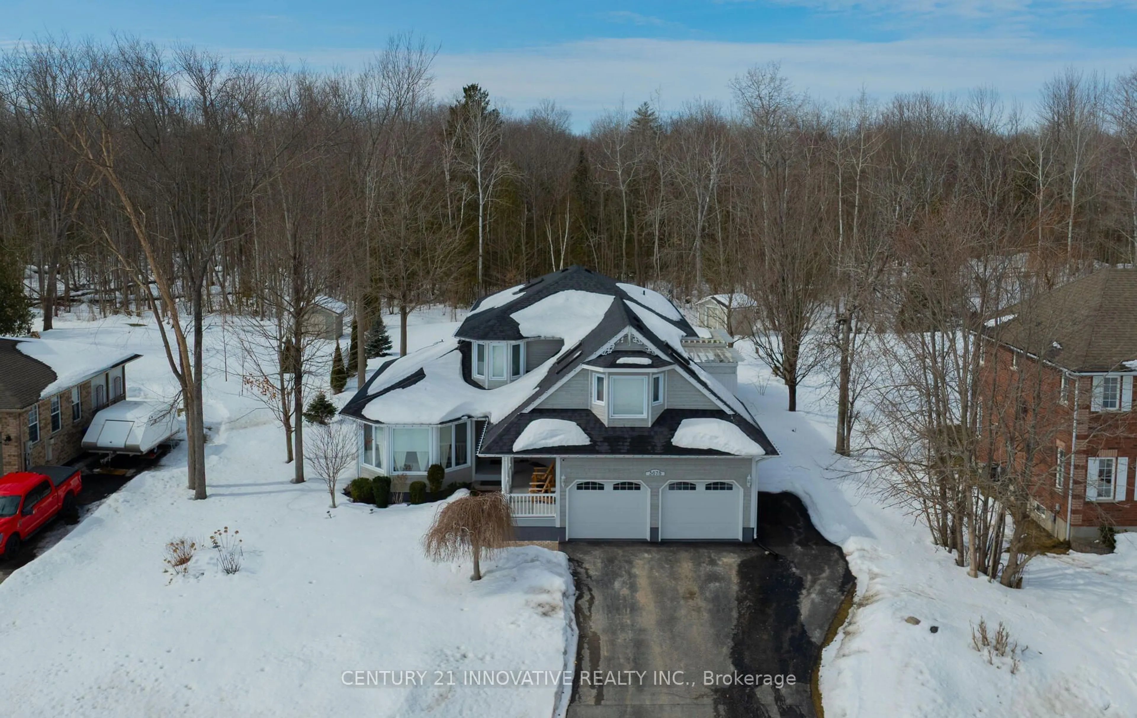 A pic from outside/outdoor area/front of a property/back of a property/a pic from drone, unknown for 3678 Kimberley St, Innisfil Ontario L9S 2L3