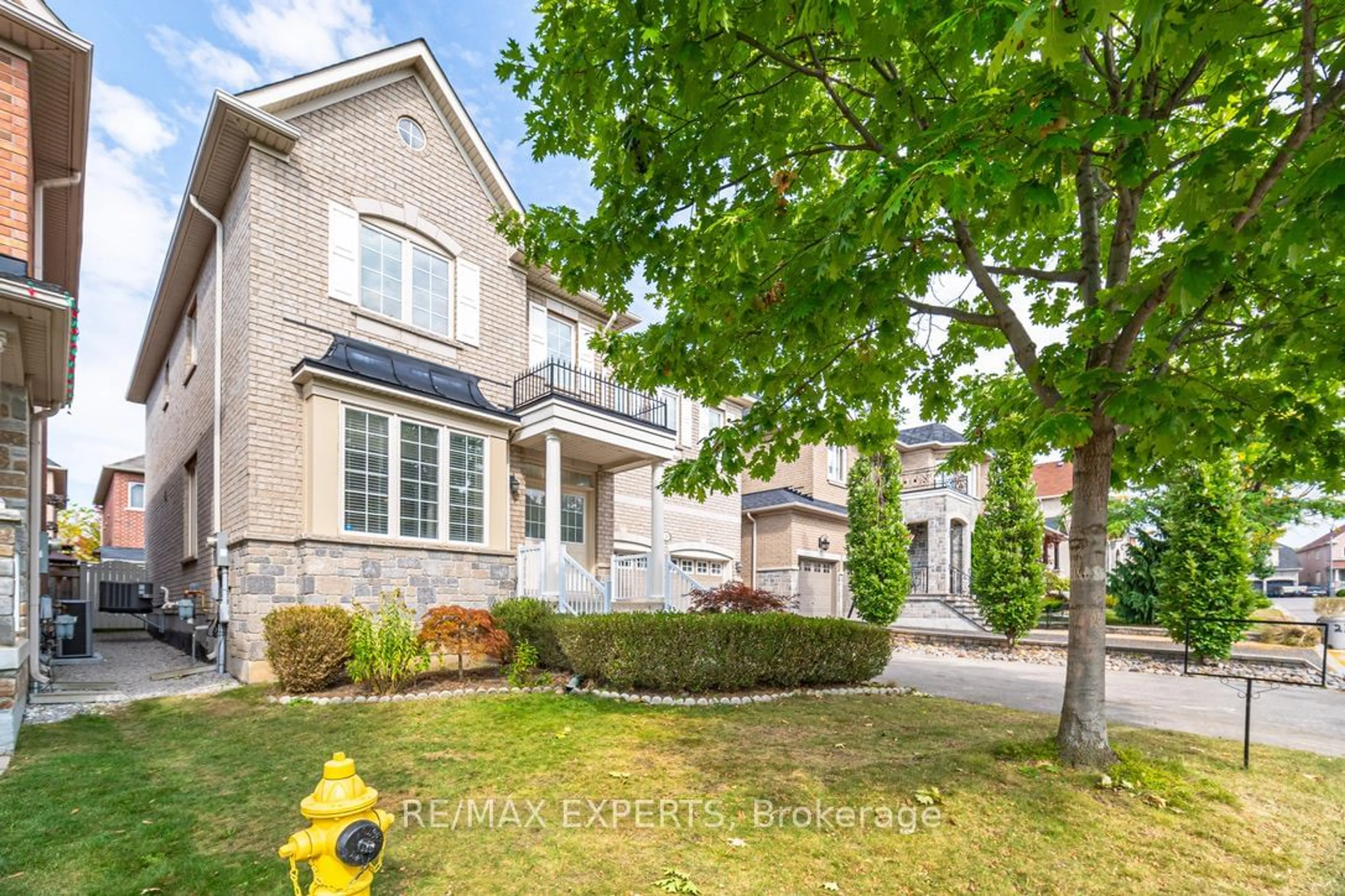 Home with brick exterior material, street for 26 Bosco Dr, Vaughan Ontario L4H 0L9