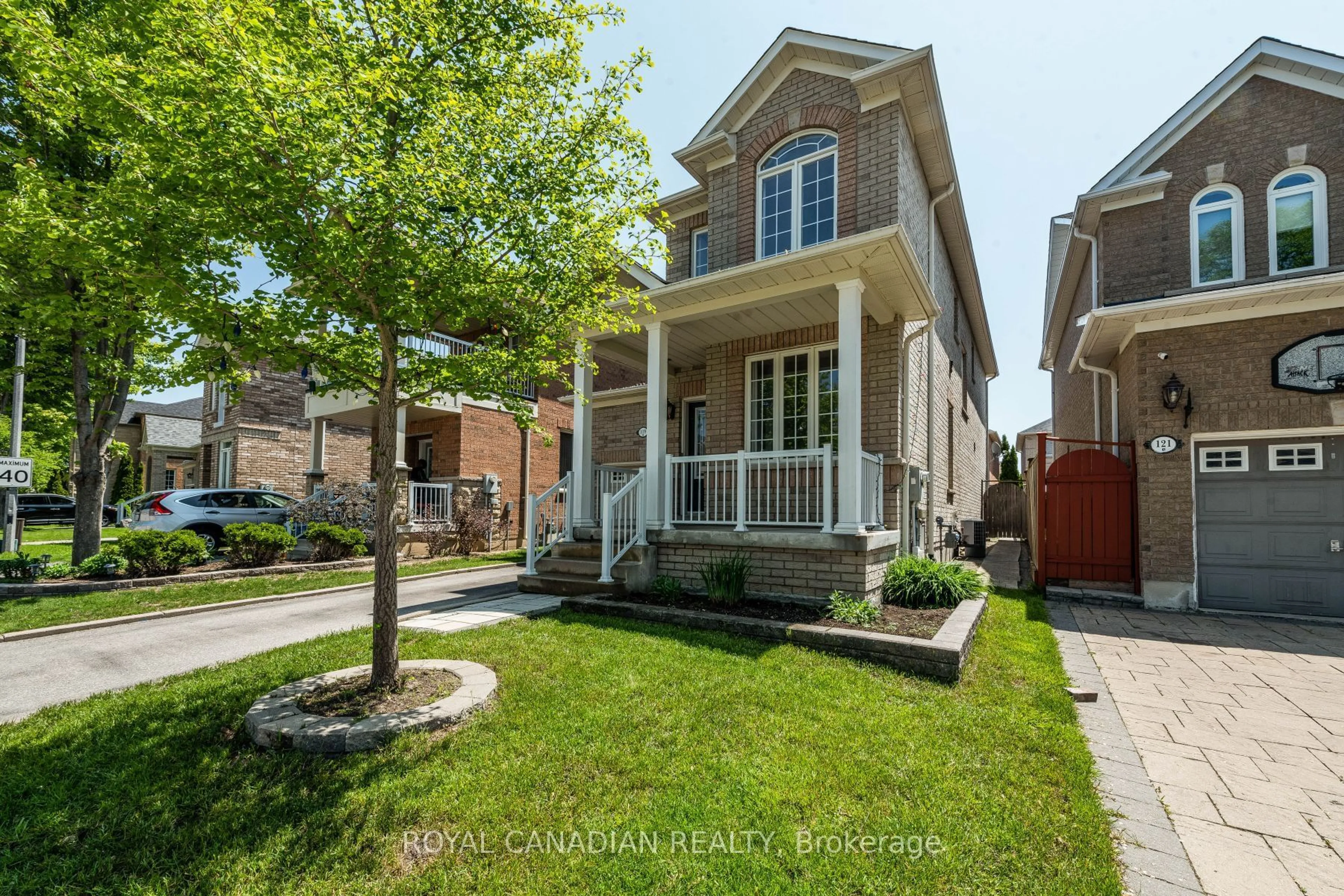 Unknown for 119 Saffron St, Markham Ontario L6E 1Y9