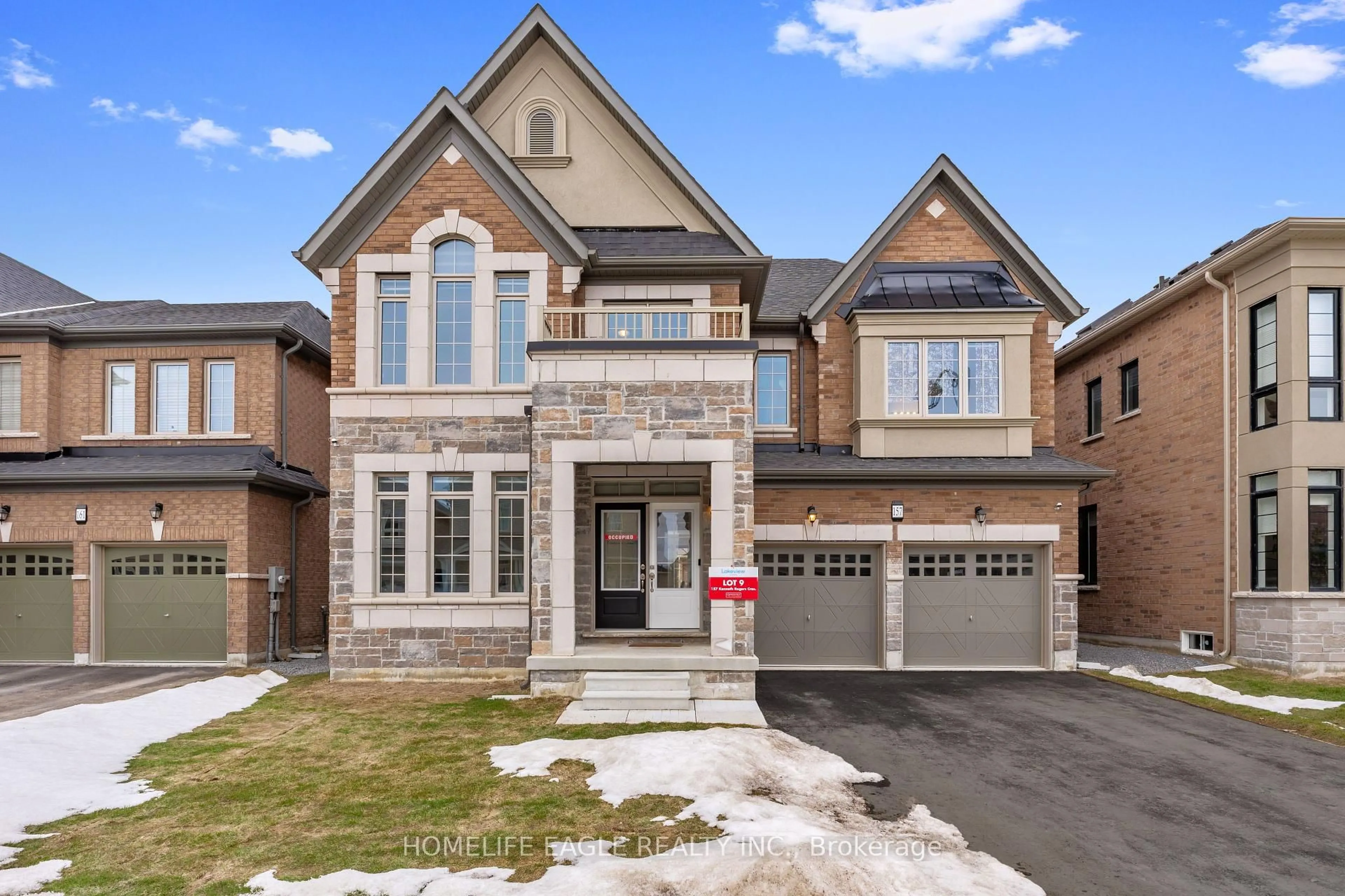 Home with brick exterior material, street for 157 Kenneth Rogers Cres, East Gwillimbury Ontario L9N 0S1