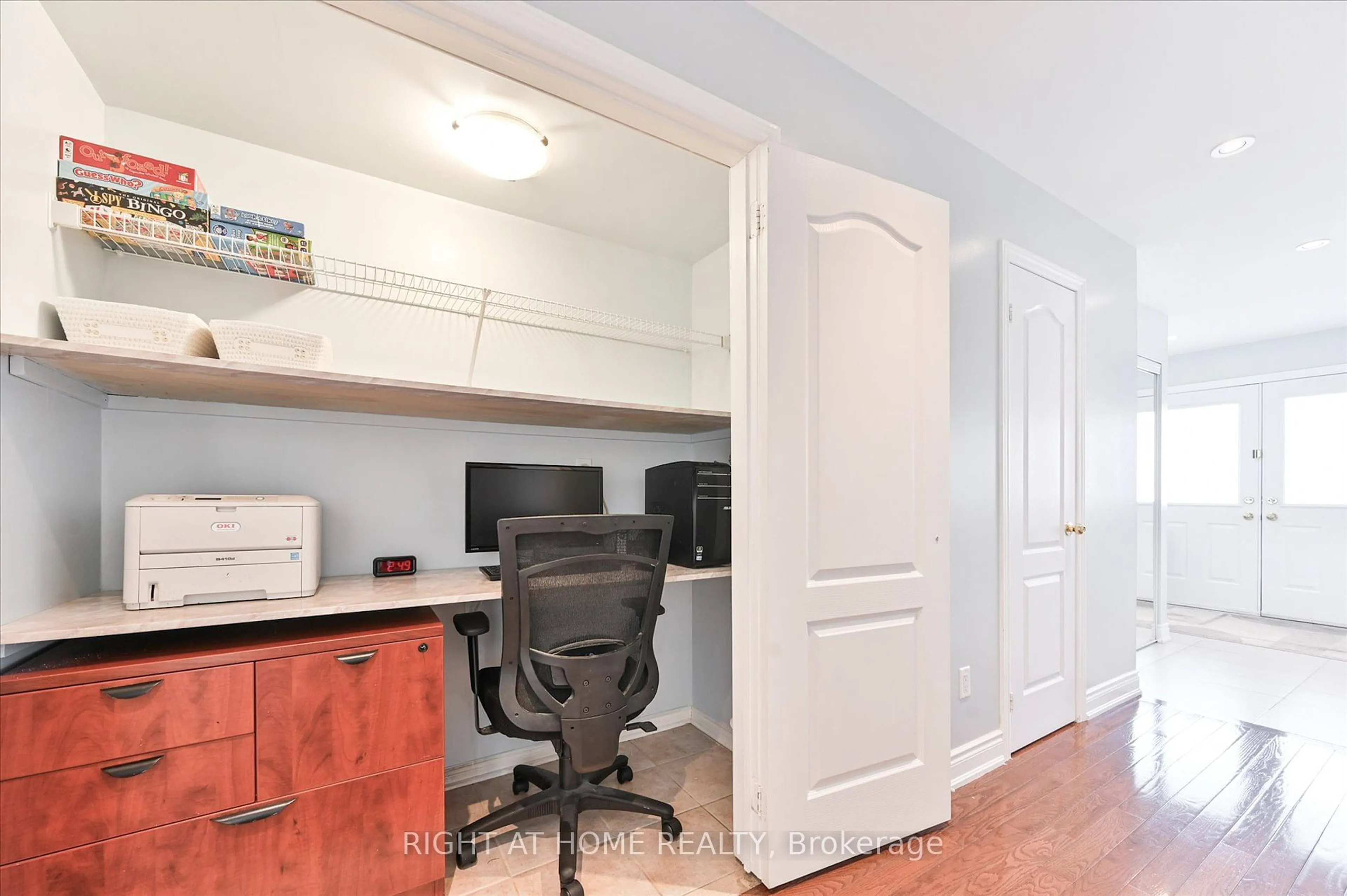 A pic of a room for 26 Benjamin Hood Cres, Vaughan Ontario L4K 5M3