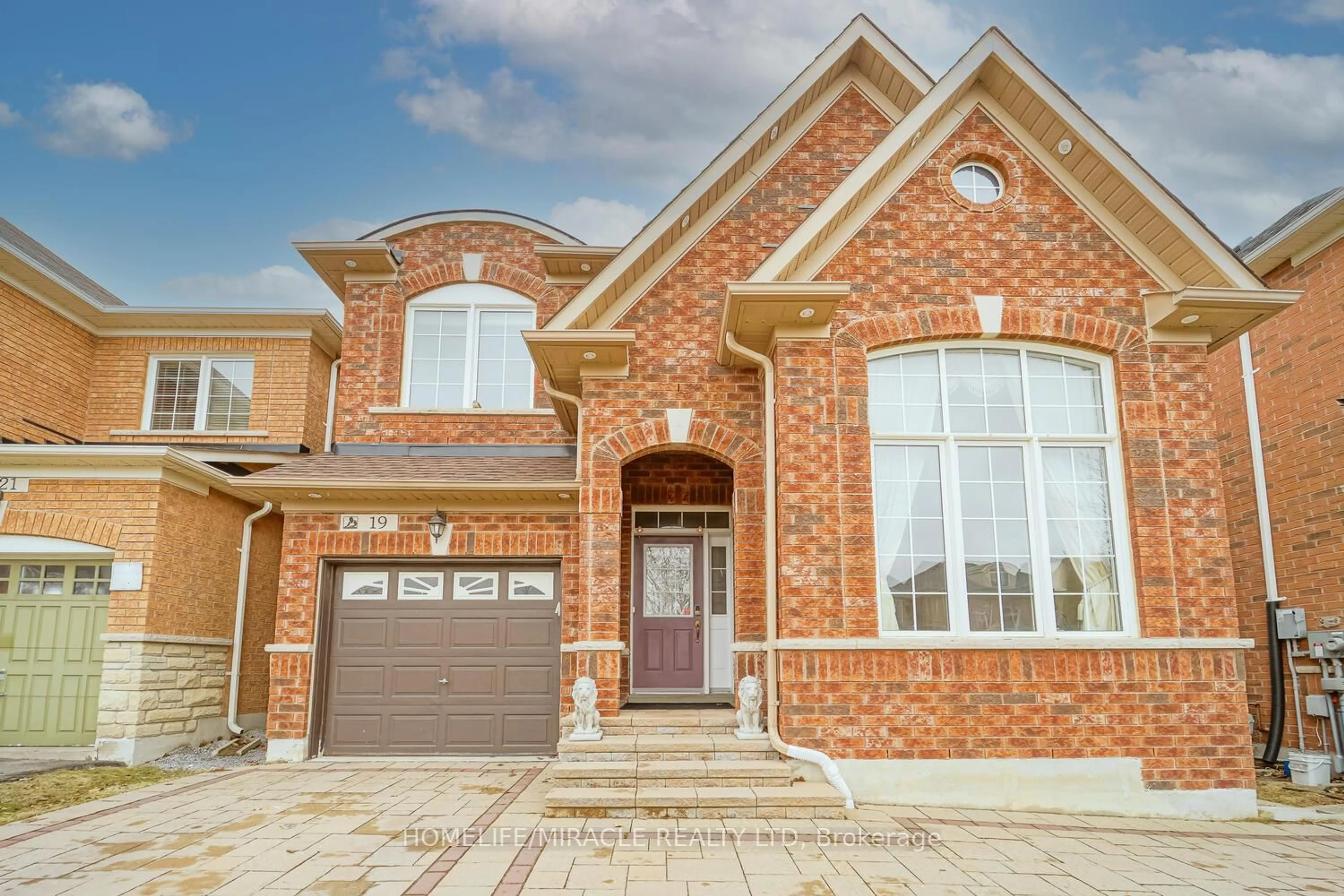 Home with brick exterior material, street for 19 Collingham Pl, Markham Ontario L6B 0G4