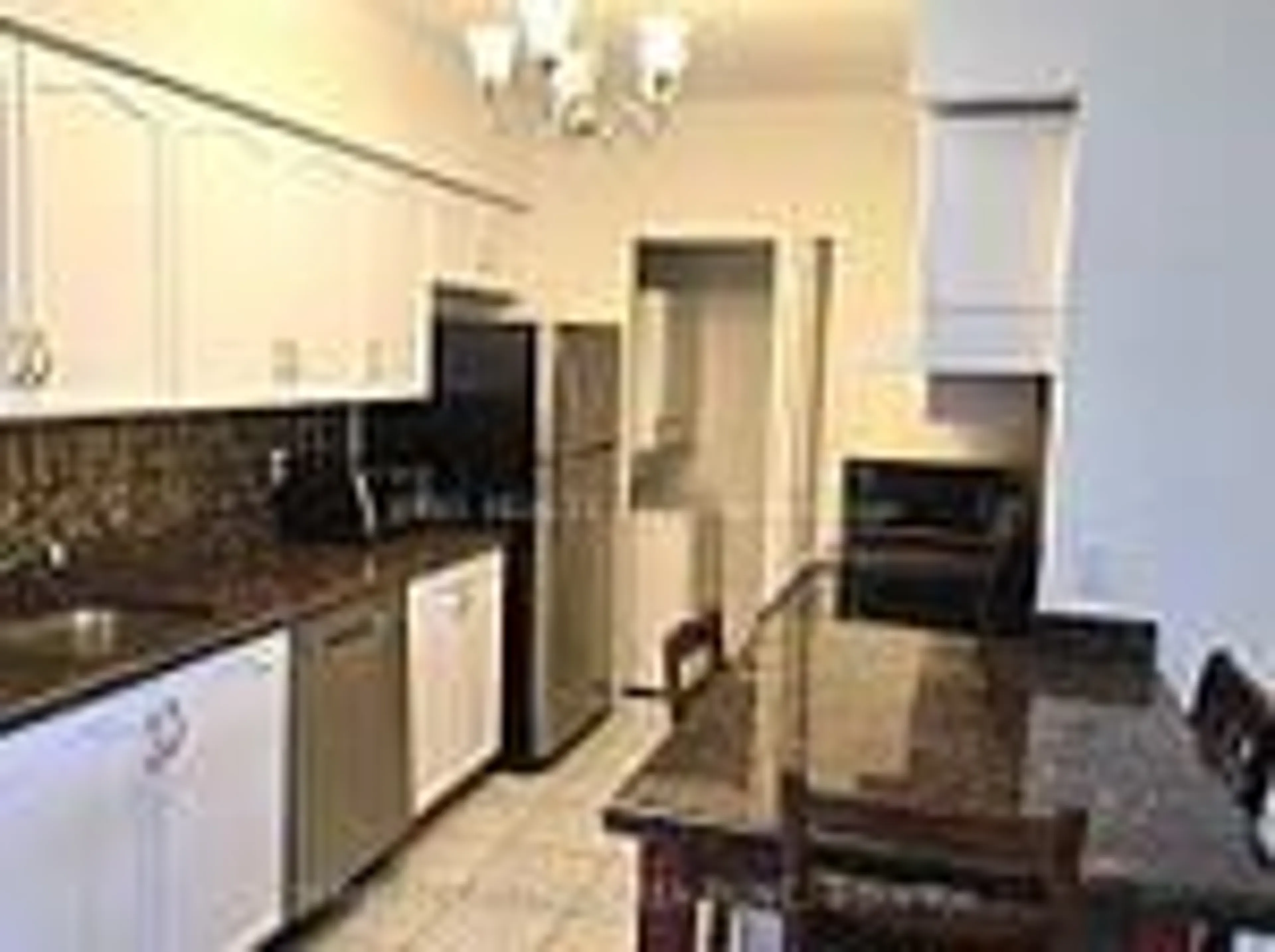 Standard kitchen, ceramic/tile floor for 7378 Yonge St #303, Vaughan Ontario L4J 8J1