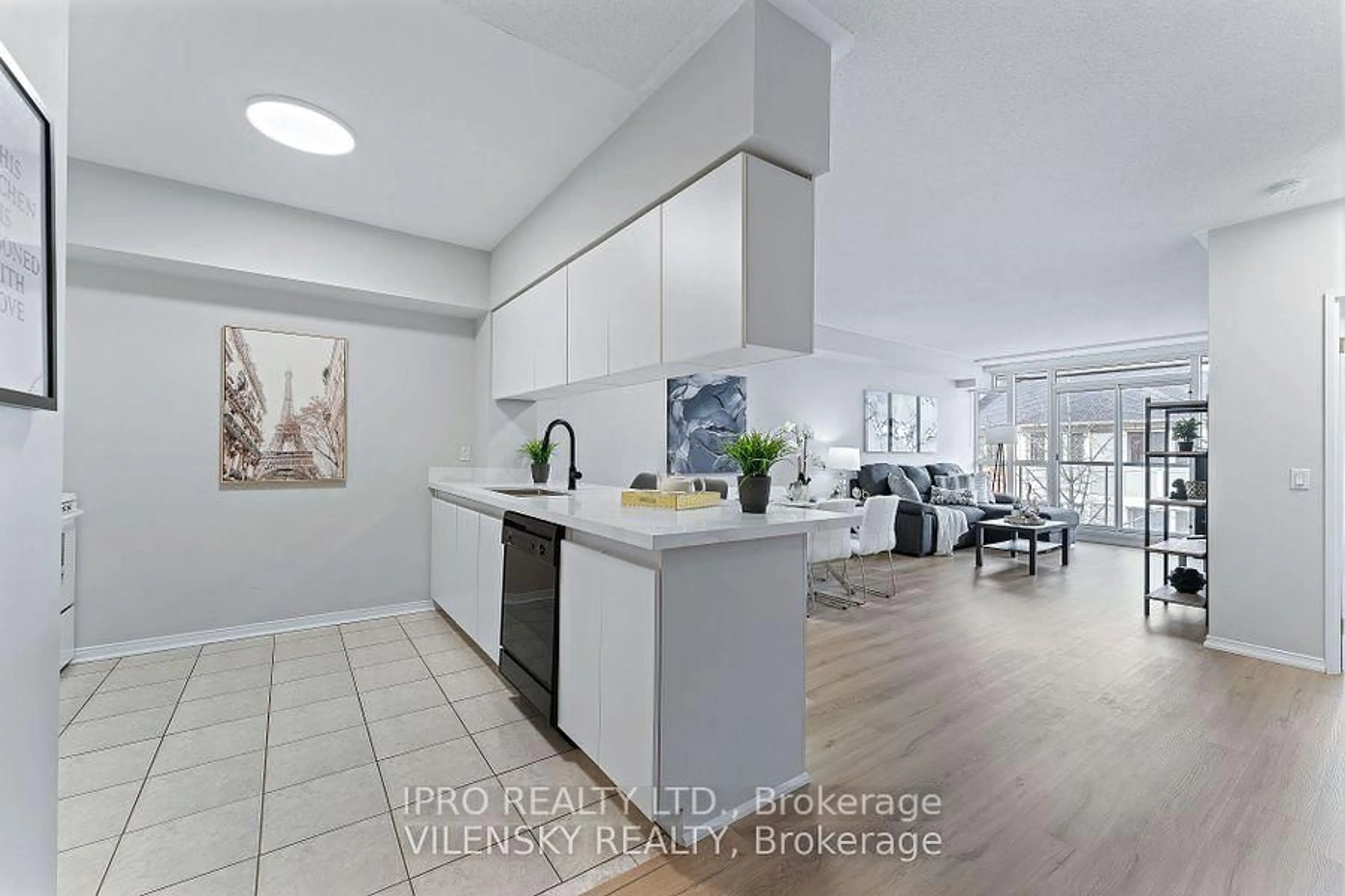 Open concept kitchen, ceramic/tile floor for 7378 Yonge St #303, Vaughan Ontario L4J 8J1