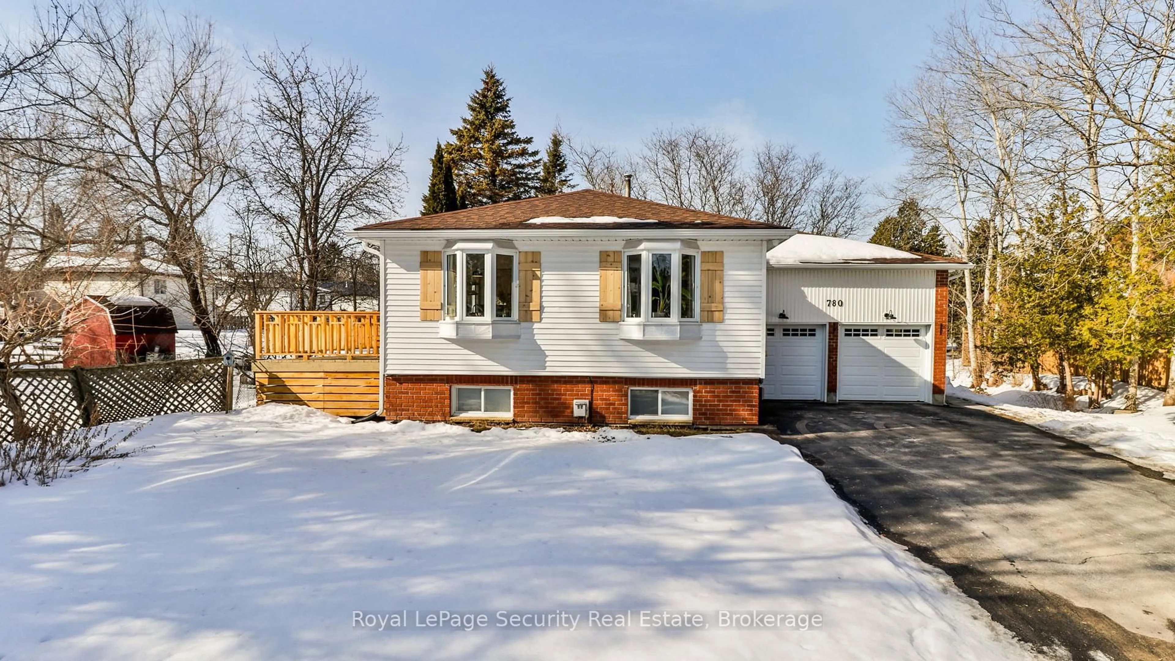 Home with brick exterior material, street for 780 FLORENCE Rd, Innisfil Ontario L9S 2E2